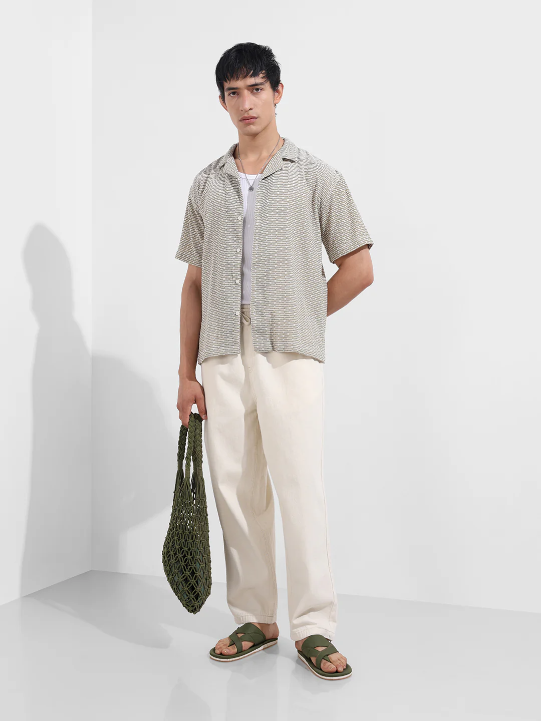 Men's Green Relaxed Fit Resort Wear Textured Shirt - Image 2