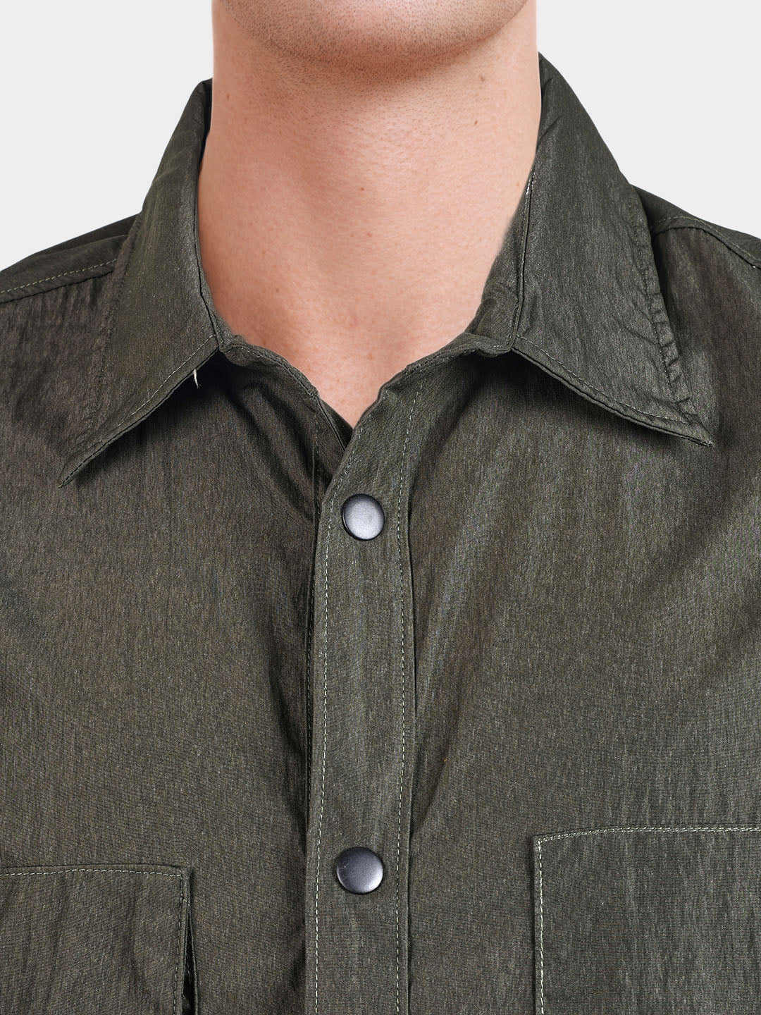 Men's Green Relaxed Fit Solid Casual Shirts - Image 3