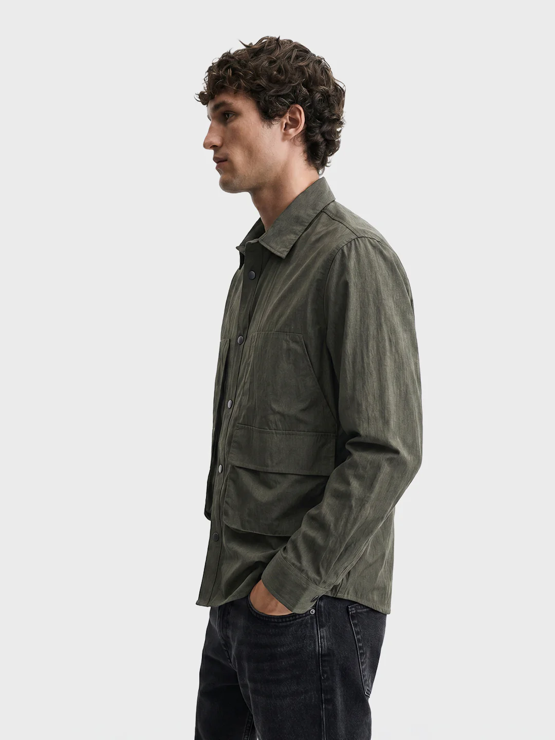 Men's Green Relaxed Fit Solid Casual Shirts - Image 4