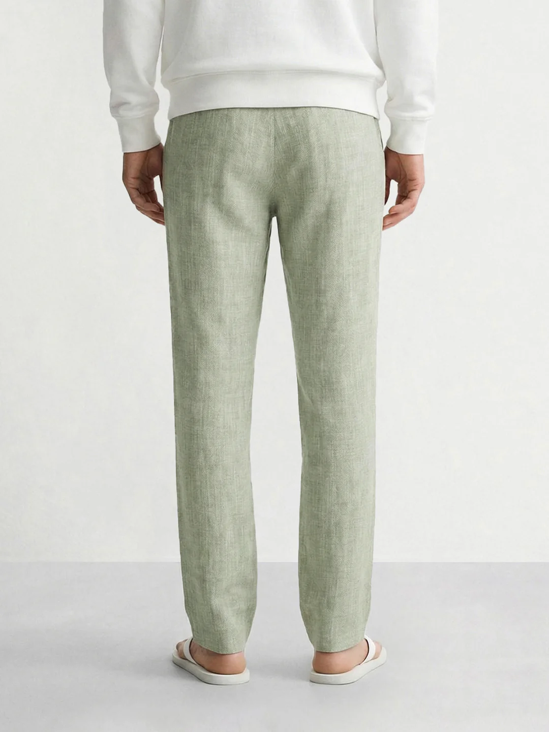 Men's Green Relaxed Fit Solid Casual Trousers - Image 2