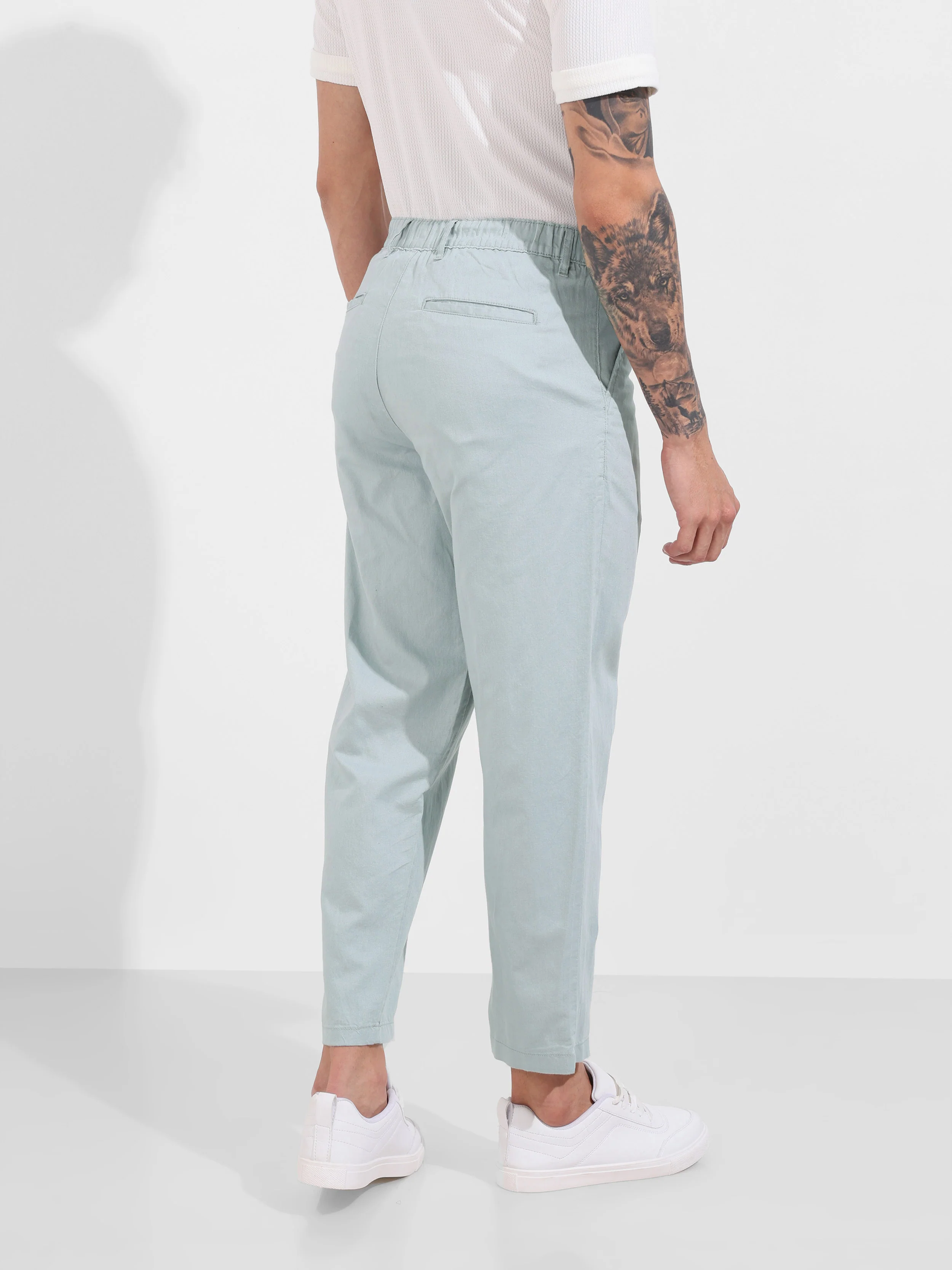 Men's Green Relaxed Fit Solid Casual Trousers - Image 6