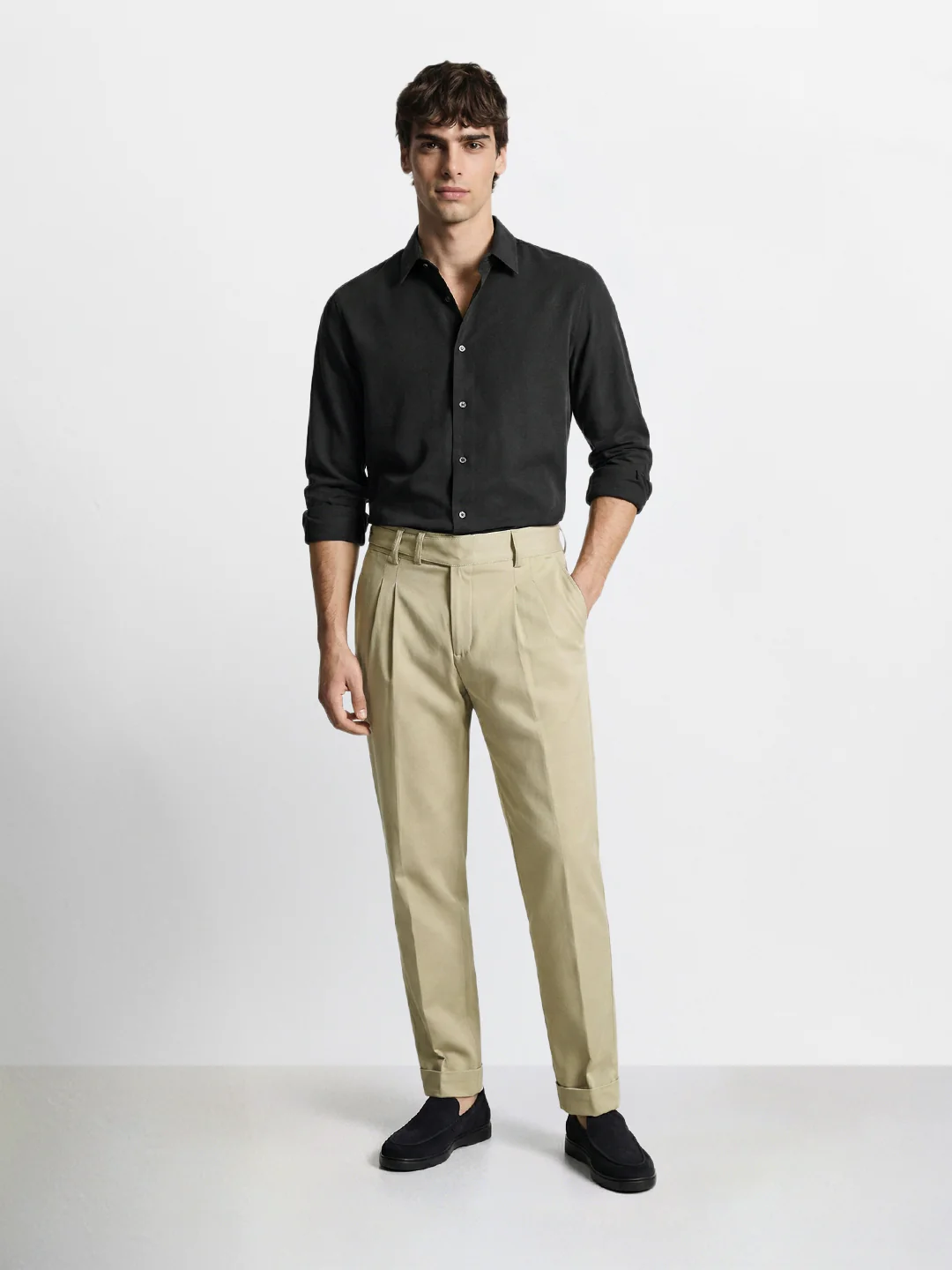 Men's Green Relaxed Fit Solid Casual Trousers - Image 5