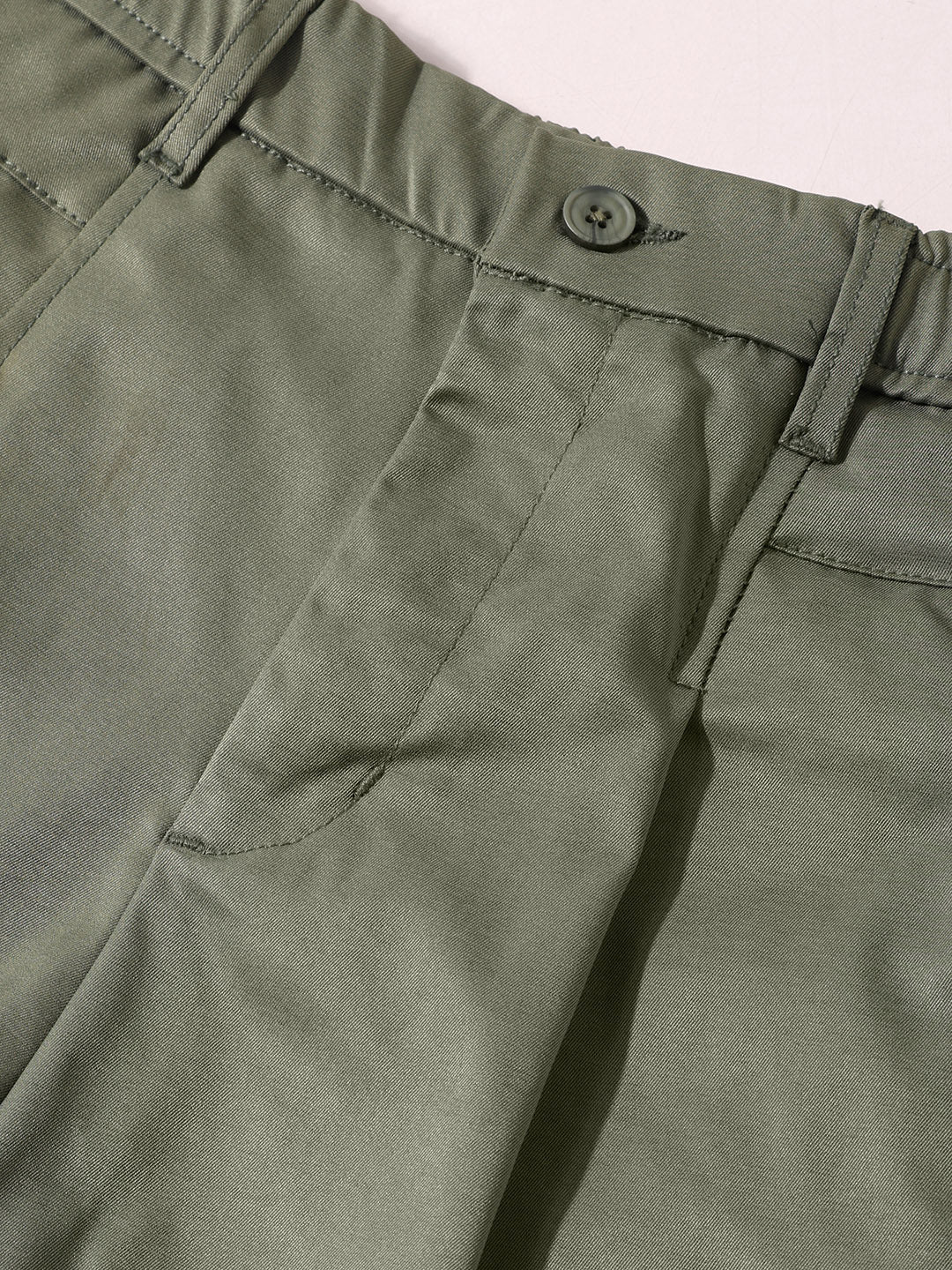 Men's Green Relaxed Fit Solid Casual Trousers - Image 7