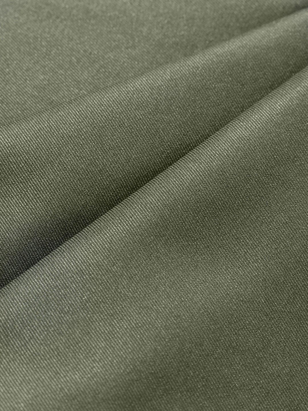 Men's Green Relaxed Fit Solid Casual Trousers - Image 8