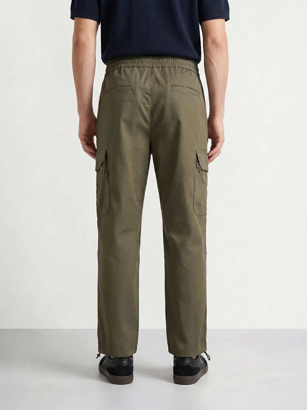 Men's Green Relaxed Fit Solid Utility Cargo - Image 4