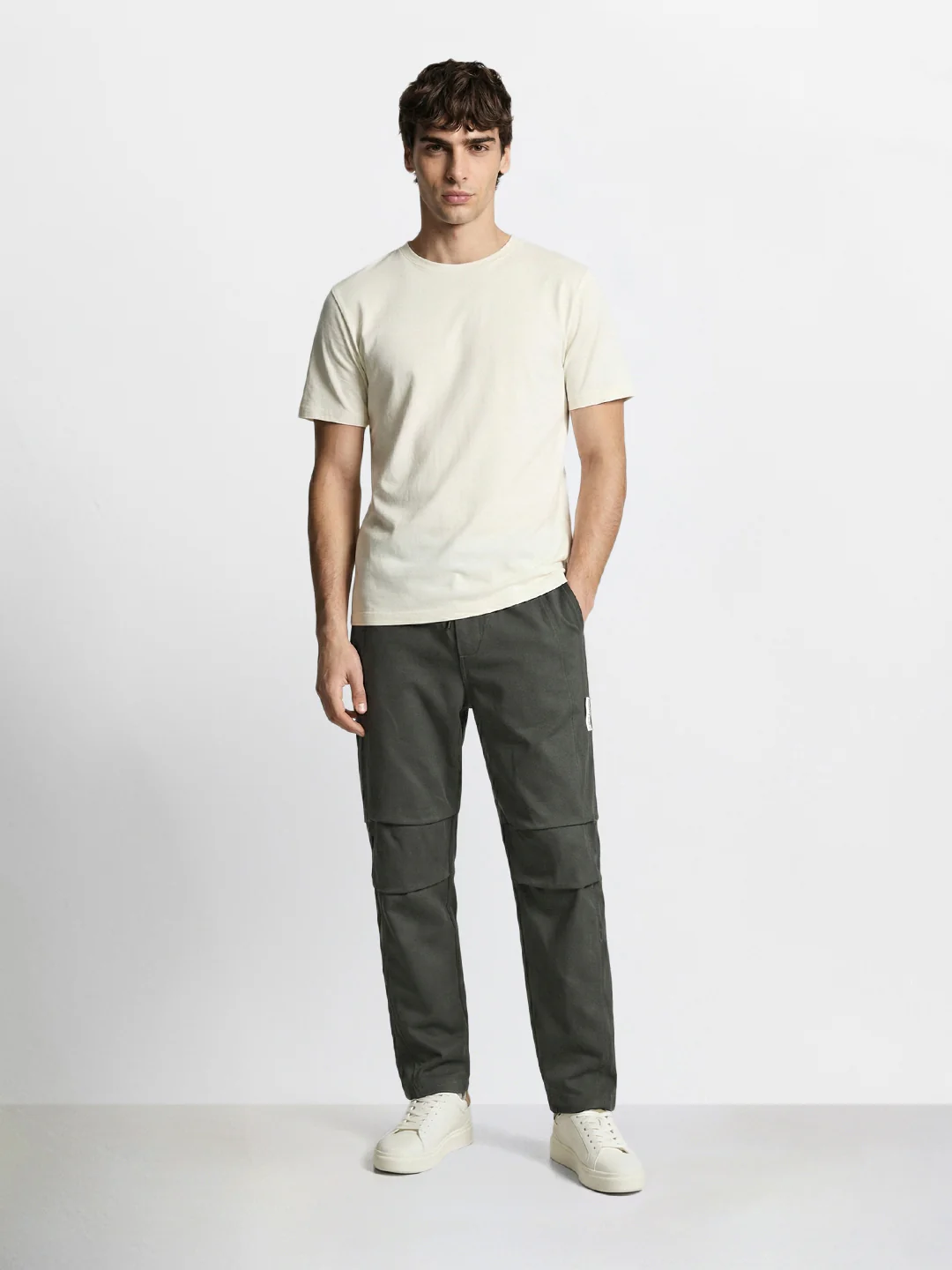 Men's Green Relaxed Fit Solid Utility Joggers - Image 5