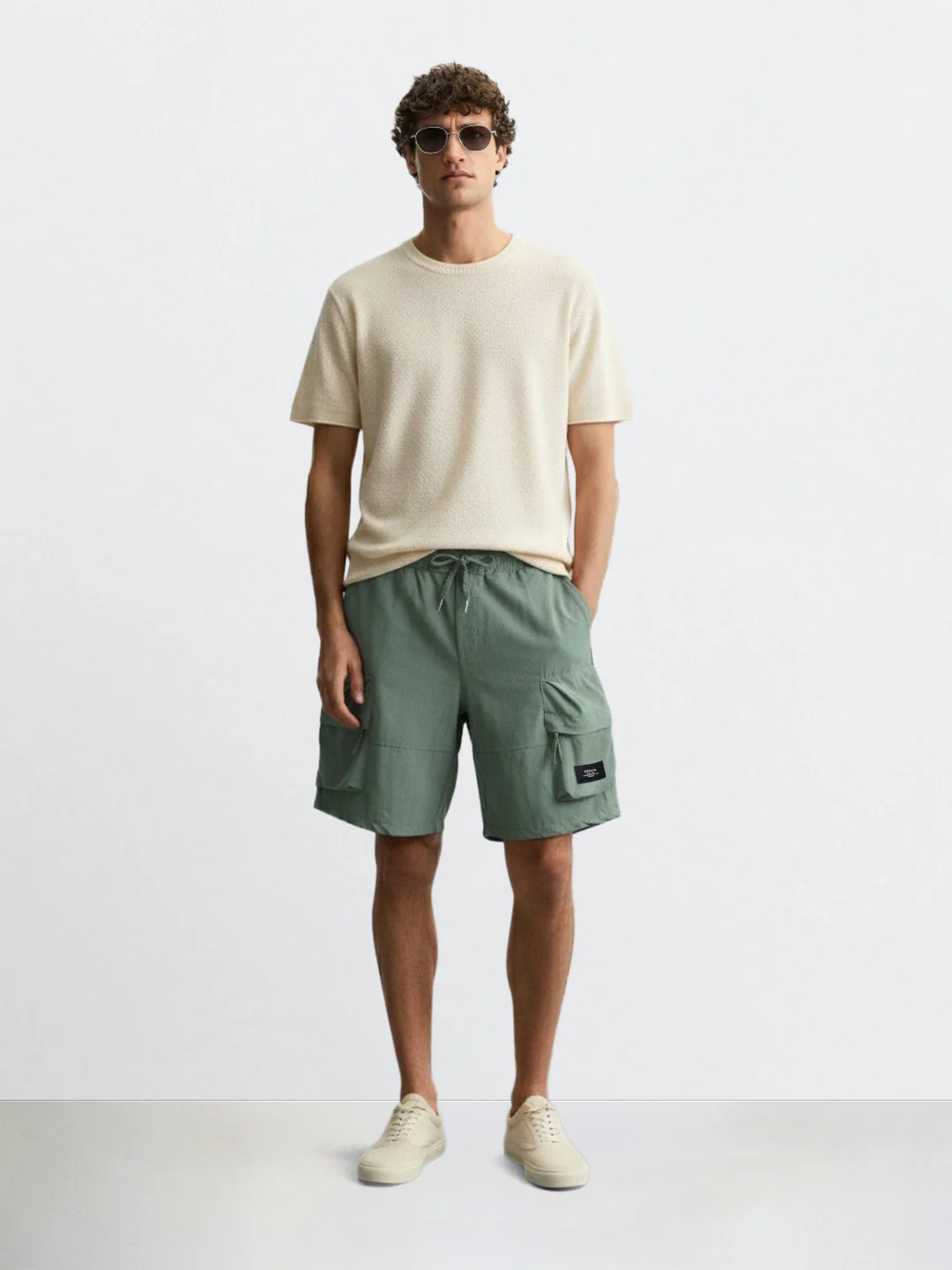 Men's Green Relaxed Fit Solid Utility Shorts - Image 3