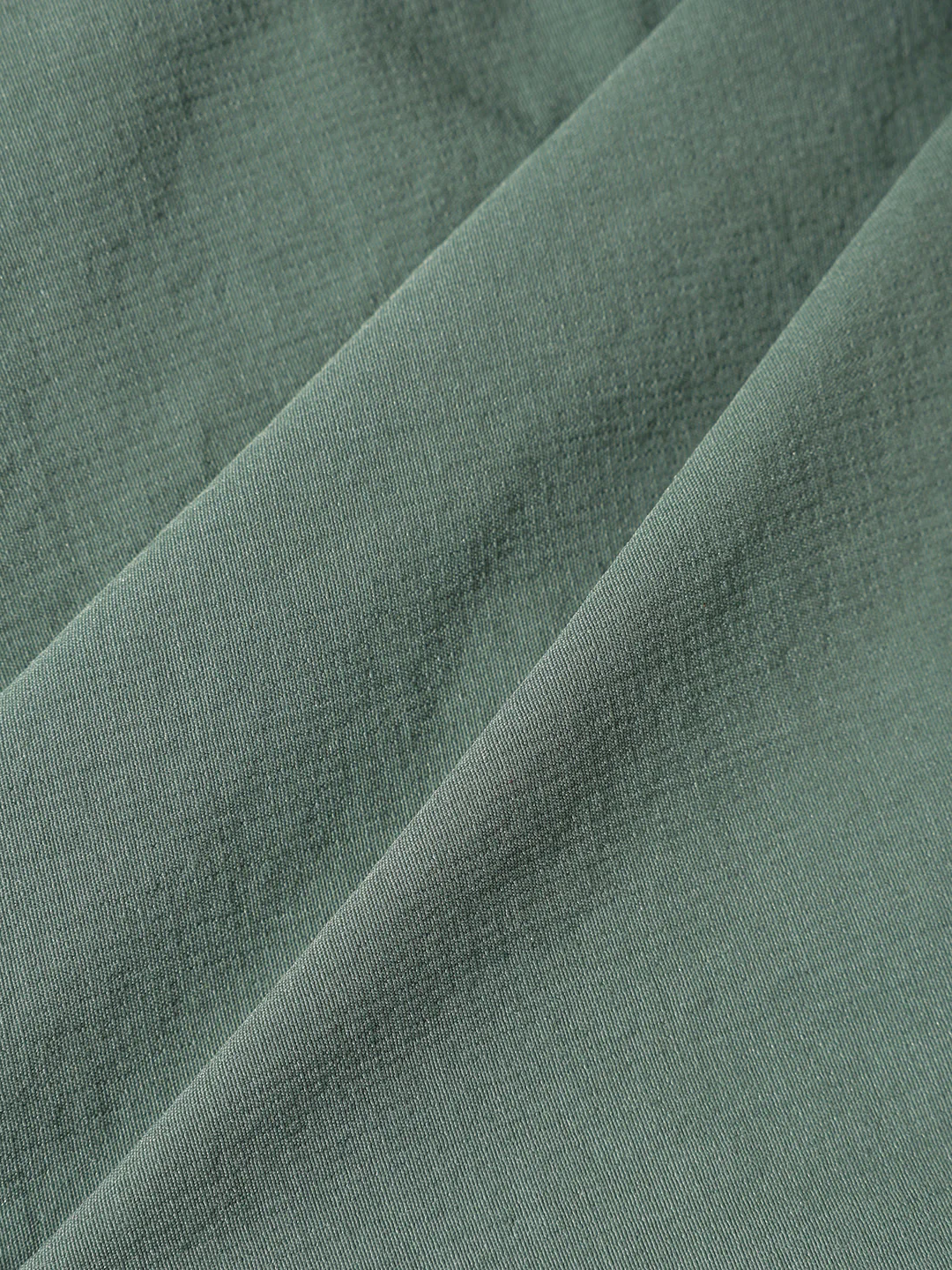 Men's Green Relaxed Fit Solid Utility Shorts - Image 7