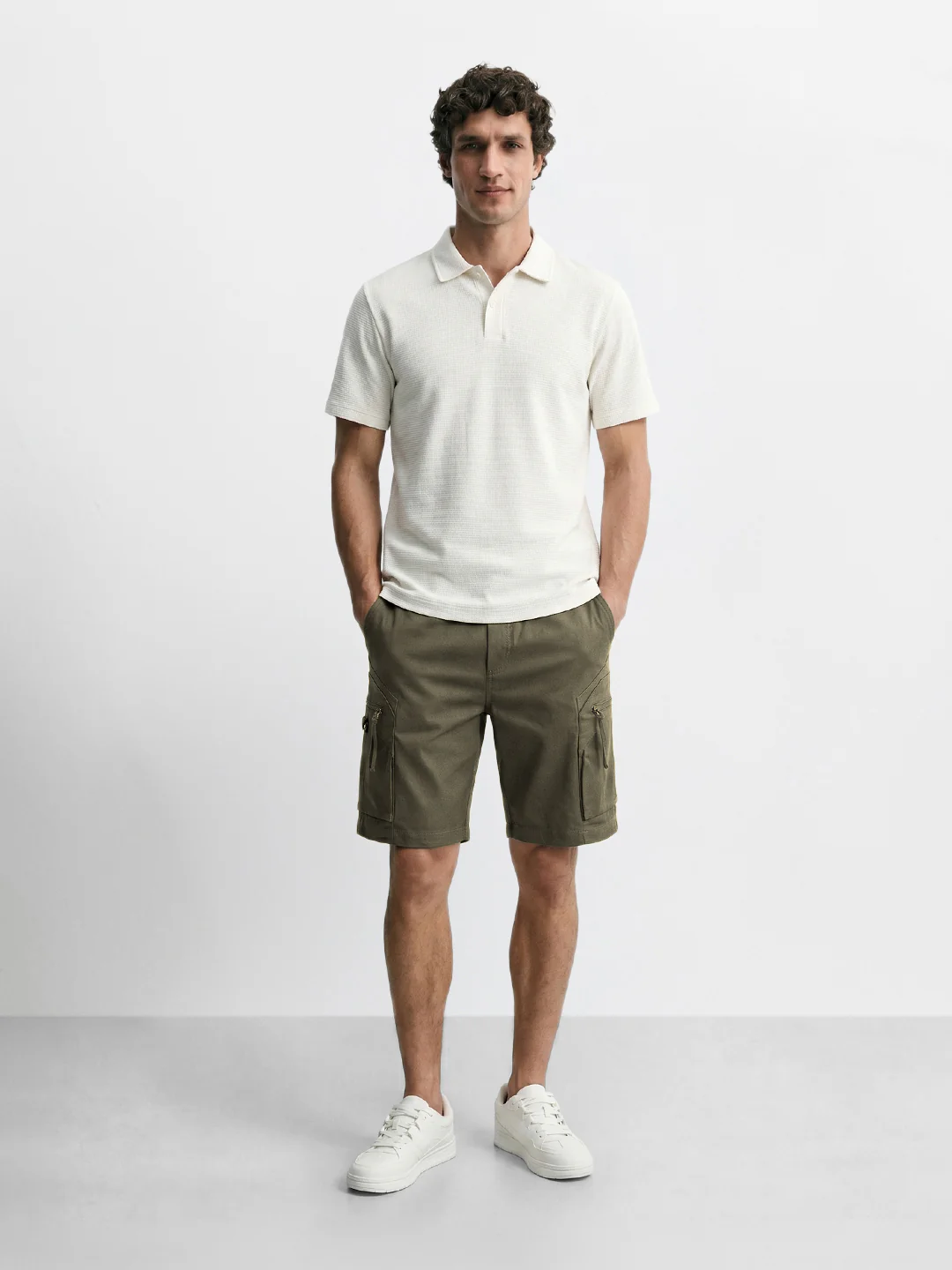 Men's Green Relaxed Fit Solid Utility Shorts - Image 5