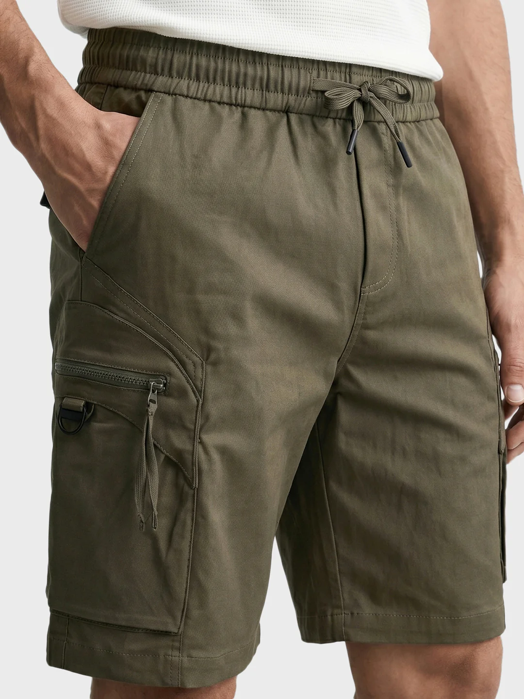 Men's Green Relaxed Fit Solid Utility Shorts - Image 8
