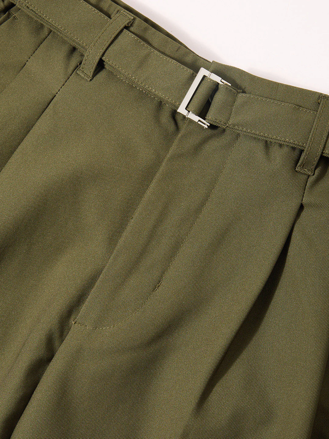 Men's Green Relaxed Fit Solid Utility Trousers - Image 7