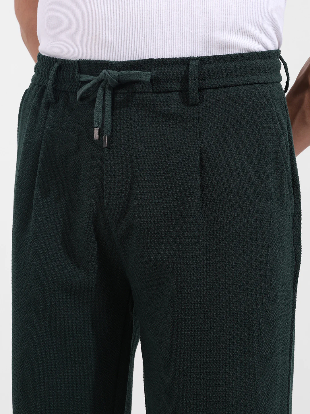 Men's Green Relaxed Fit Textured Casual Trousers - Image 4