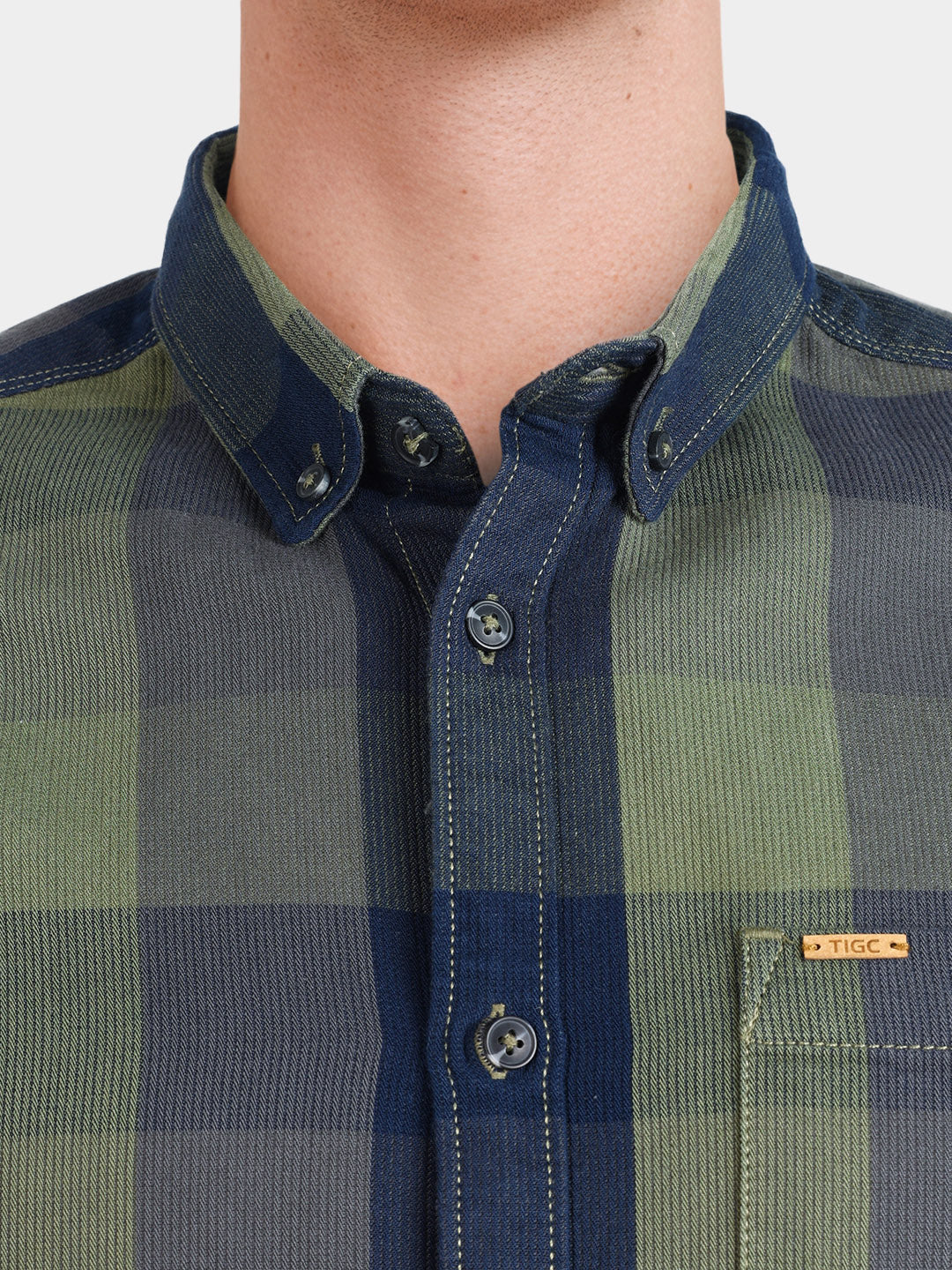 Men's Green Slim Fit Checkered Casual Shirts - Image 3