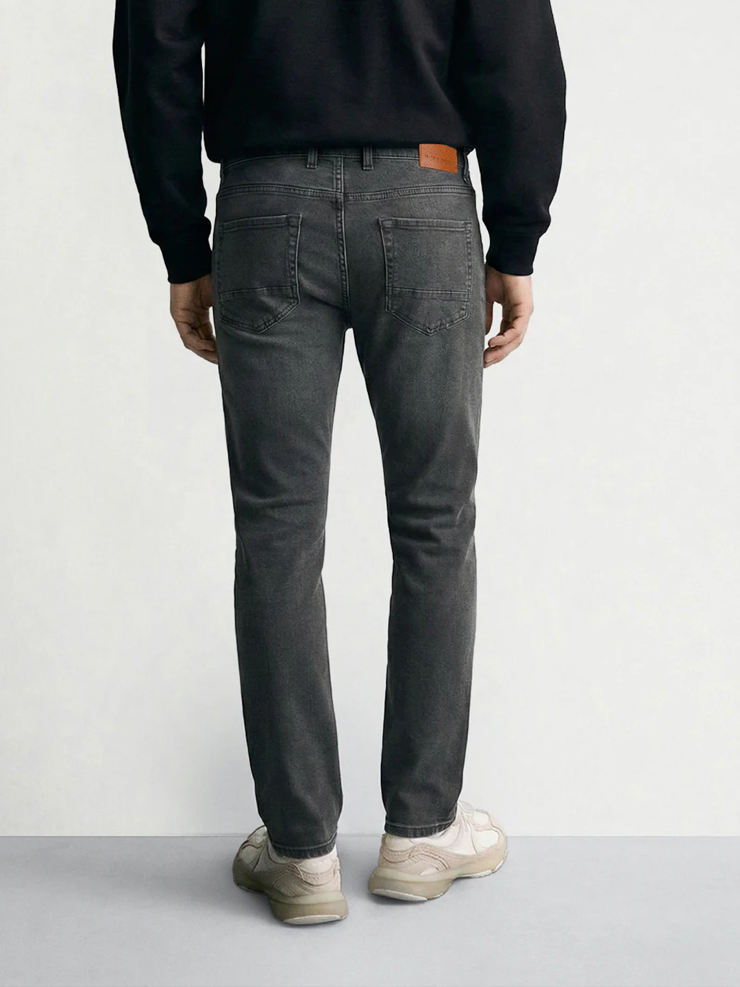 Men's Green Slim Fit Solid Casual Jeans - Image 2