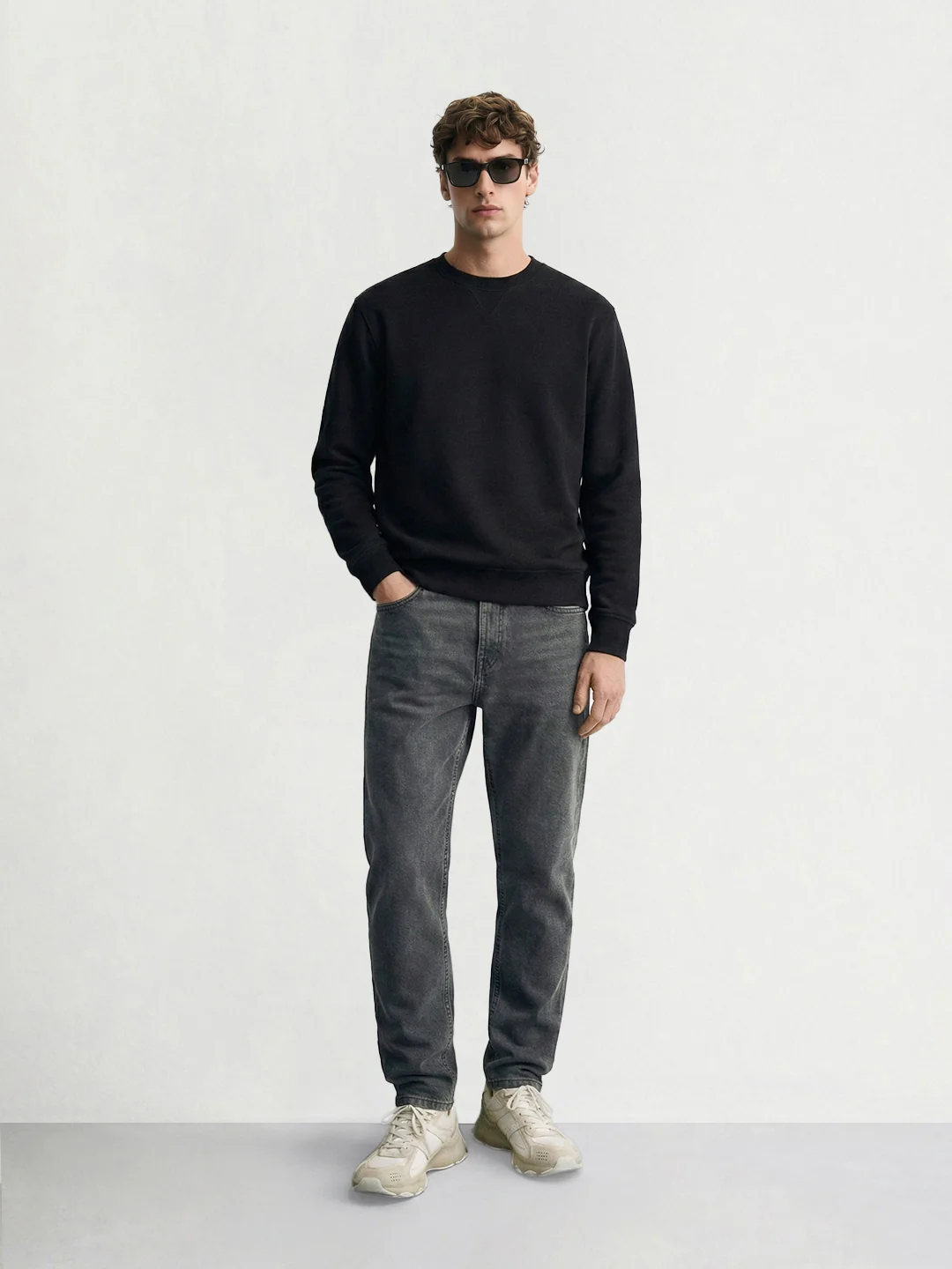 Men's Green Slim Fit Solid Casual Jeans - Image 3