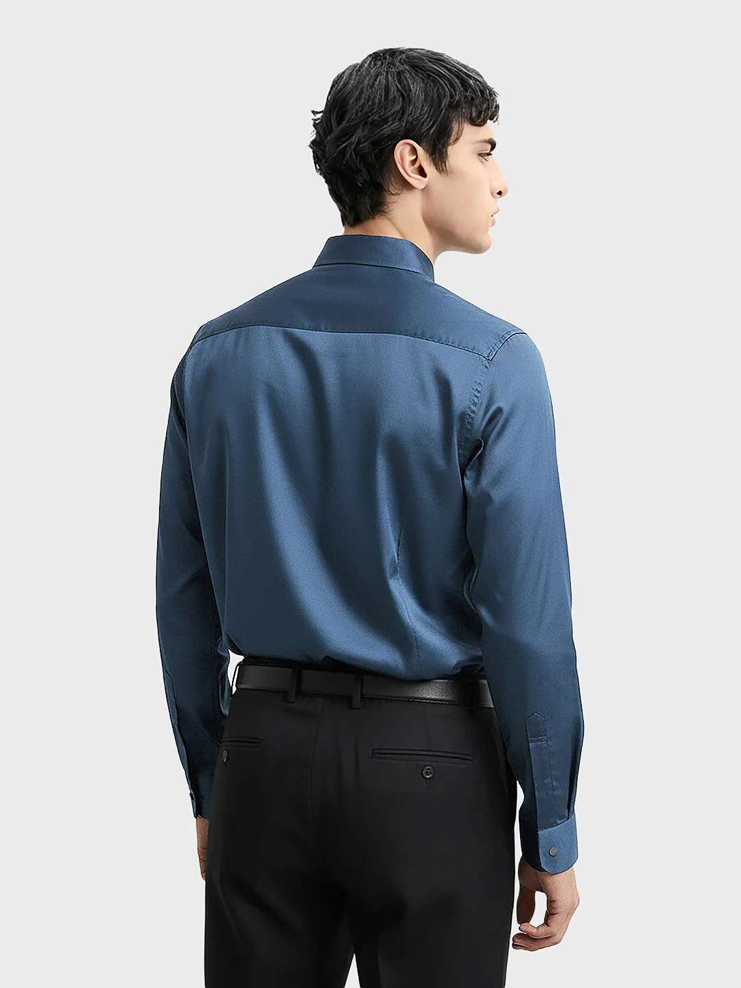 Men's Green Slim Fit Solid Party Wear Shirt - Image 2