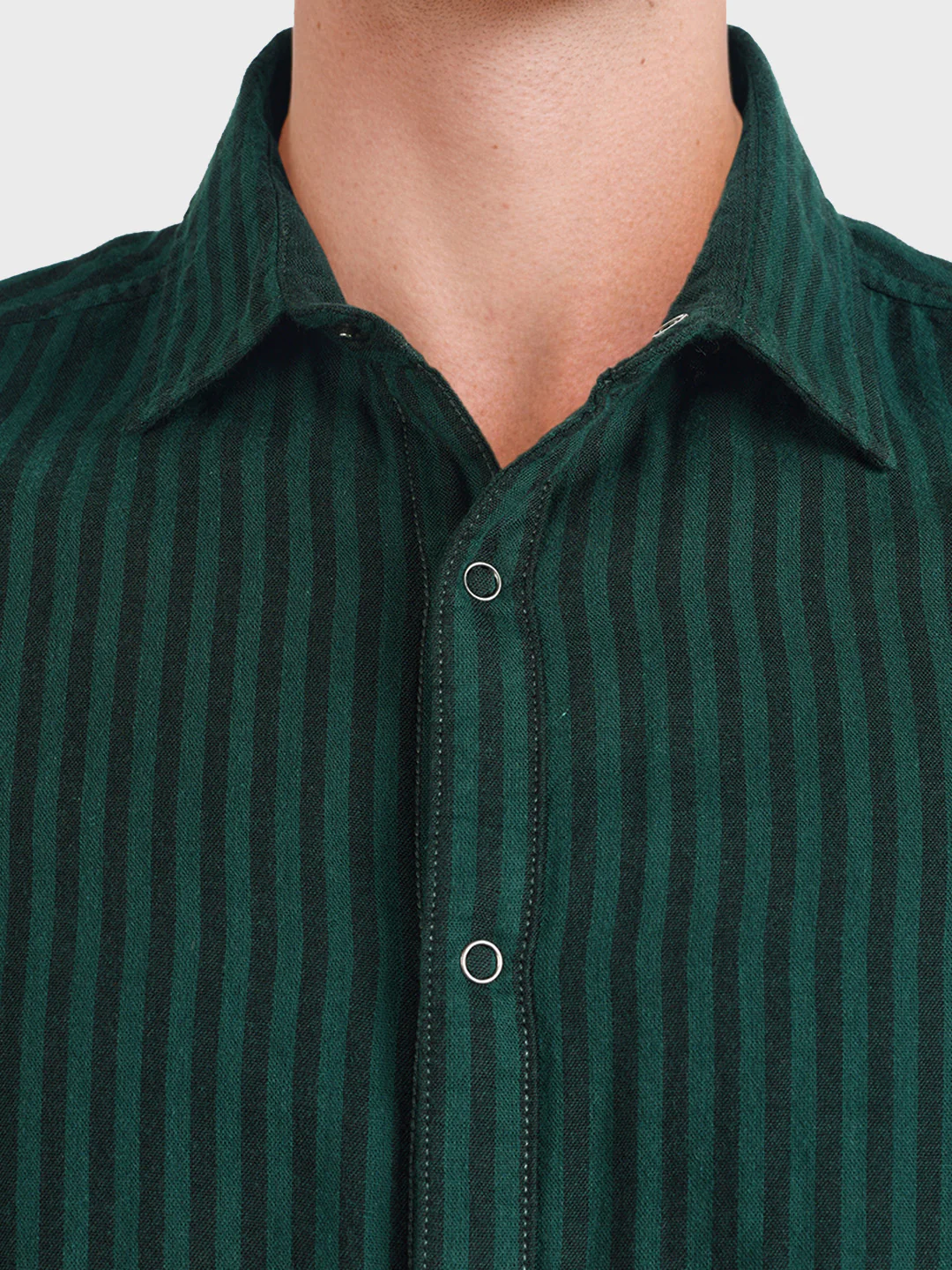 Men's Green Slim Fit Striped Casual Shirt - Image 3
