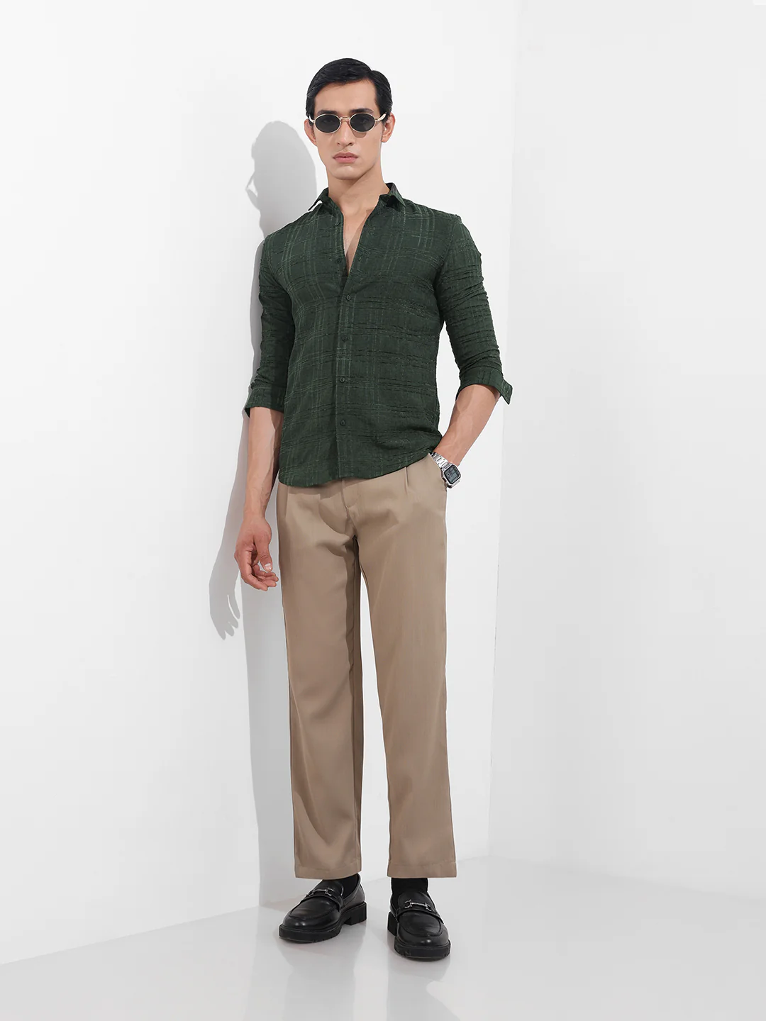 Men's Green Slim Fit Textured Party Wear Shirt - Image 2