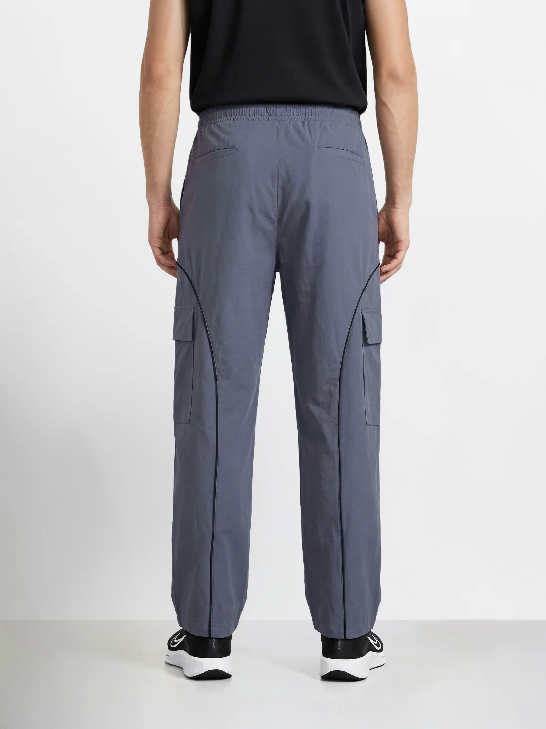 Men's Grey Baggy  Fit Solid Utility Cargo - Image 4
