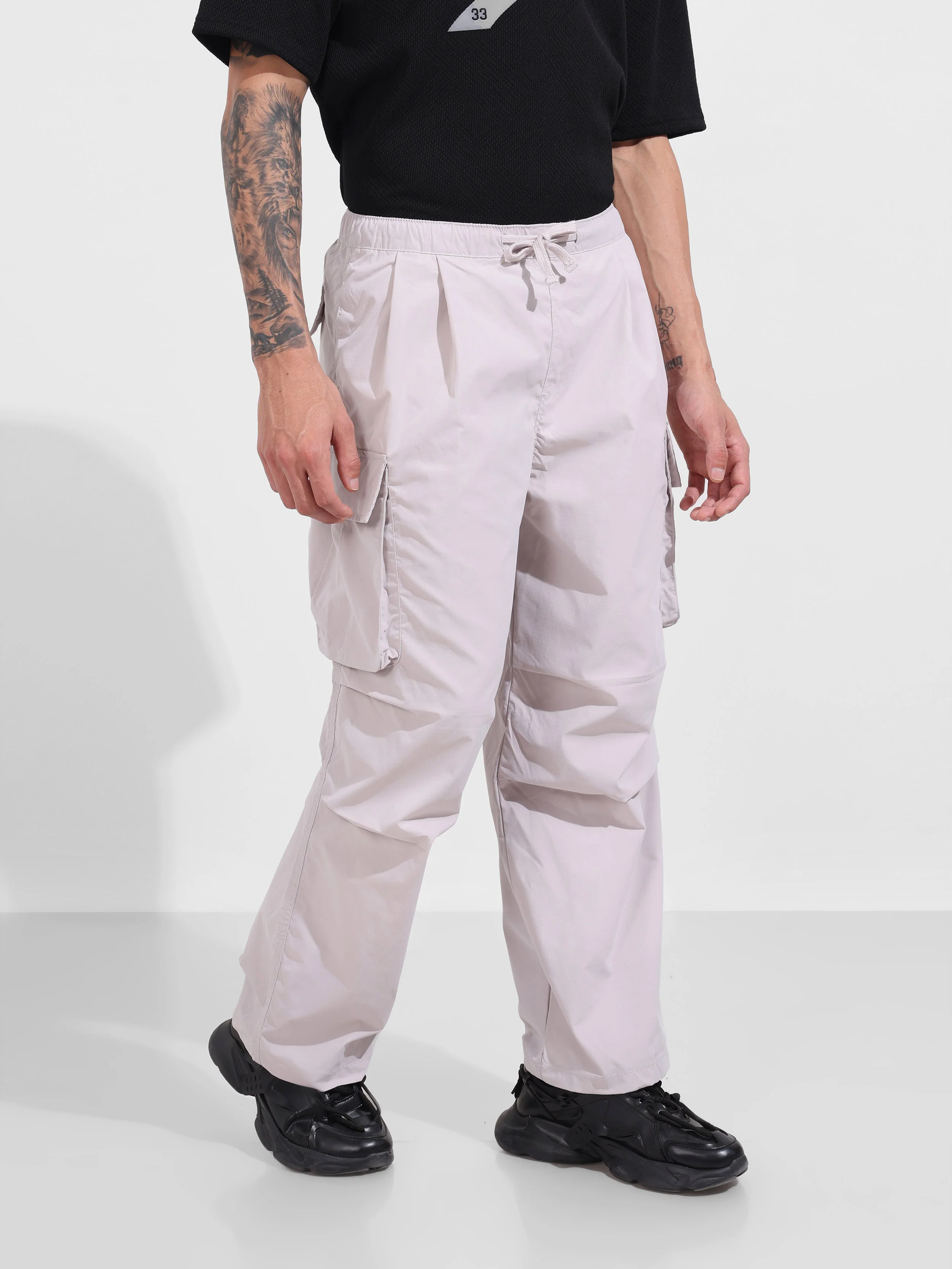 Men's Grey Baggy Fit Textured Utility Joggers - Image 4