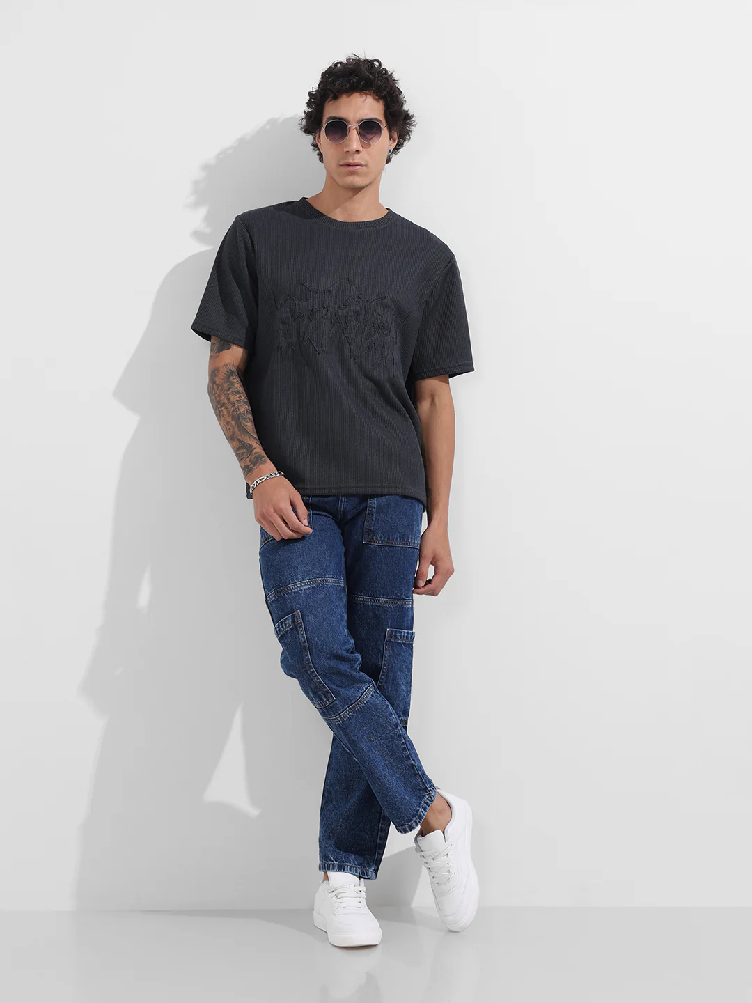 Men's Grey Boxy Fit Textured Casual T-Shirt - Image 2
