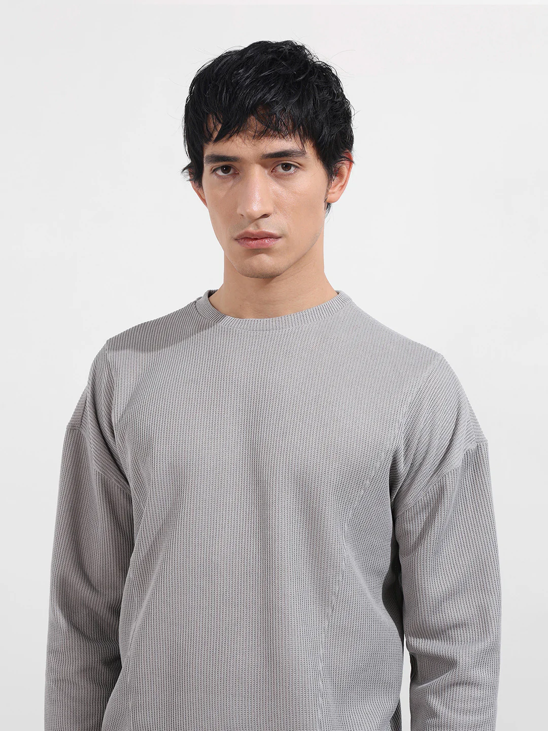 Men's Grey Boxy Fit Textured Casual T-Shirt - Image 4