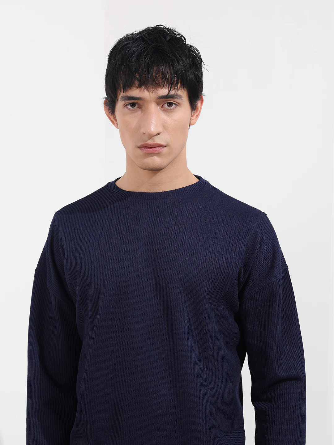 Men's Grey Boxy Fit Textured Casual T-Shirt - Image 4