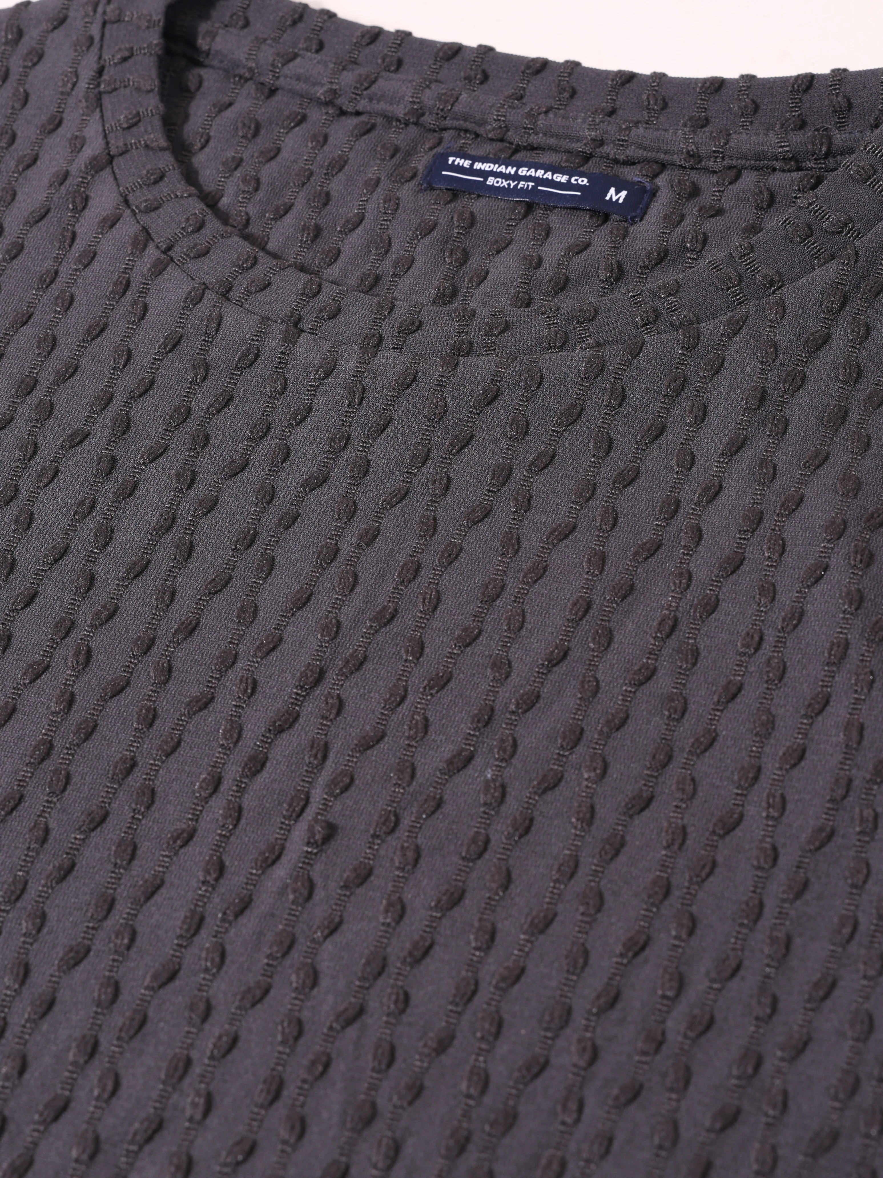 Men's Grey Boxy Fit Textured Resort Wear T-Shirt - Image 6