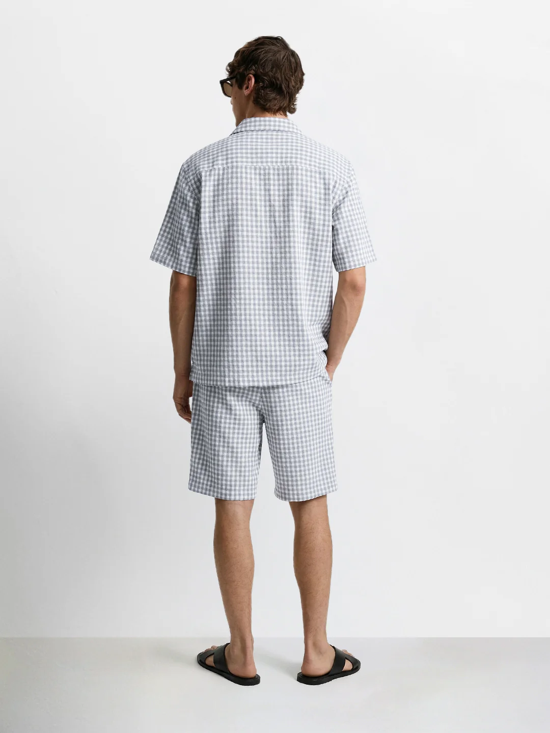 Men's Grey Oversized Fit Embroidered Resort Wear Coordinates - Image 4