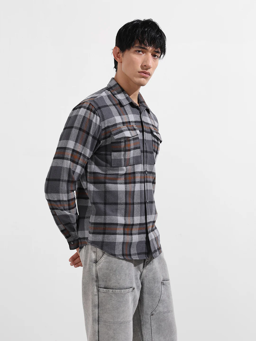 Men's Grey Regular Fit Checkered Casual Shirt - Image 4
