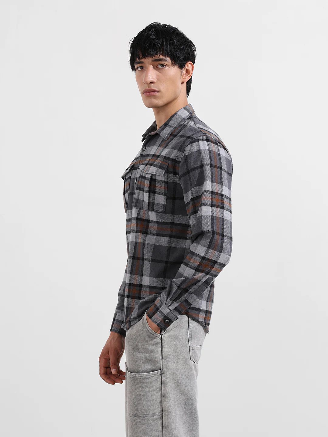 Men's Grey Regular Fit Checkered Casual Shirt - Image 5