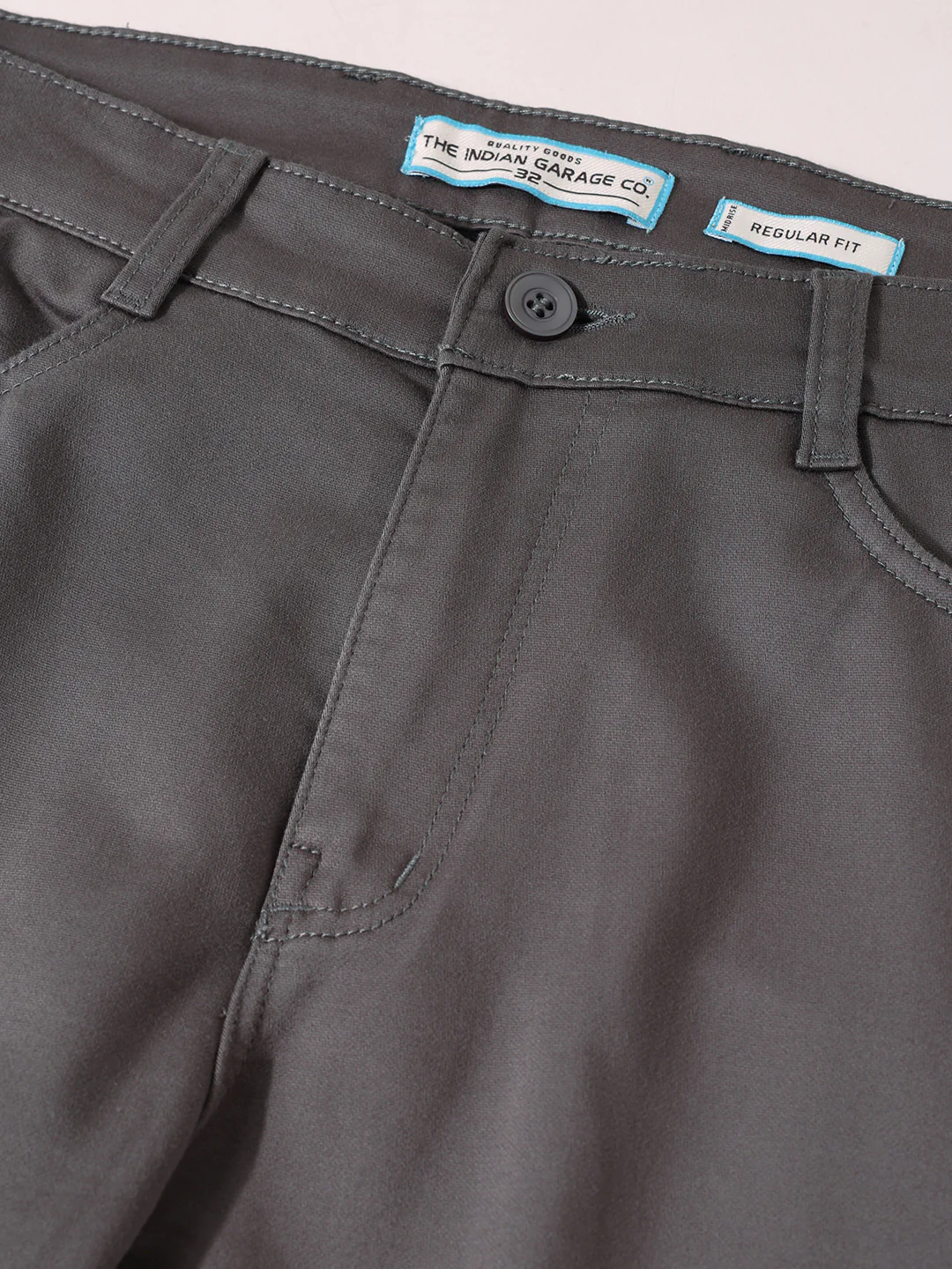 Men's Grey Regular Fit Solid Casual Chinos - Image 6