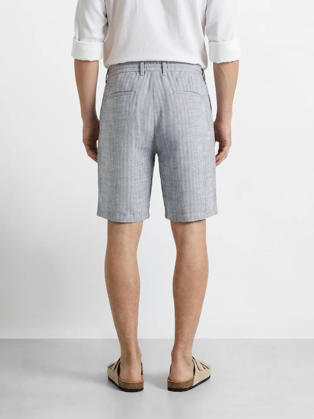 Men's Grey Regular Fit Solid Casual Shorts - Image 4