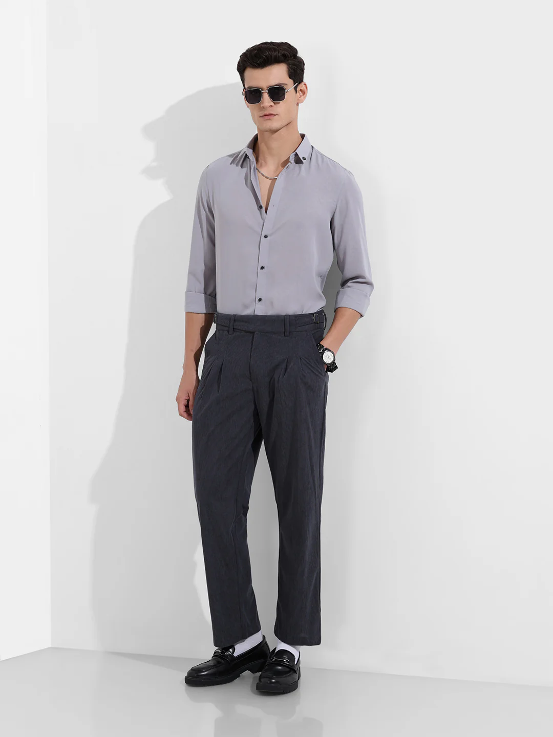 Men's Charcoal Relaxed Fit Textured Casual Trousers - Image 2