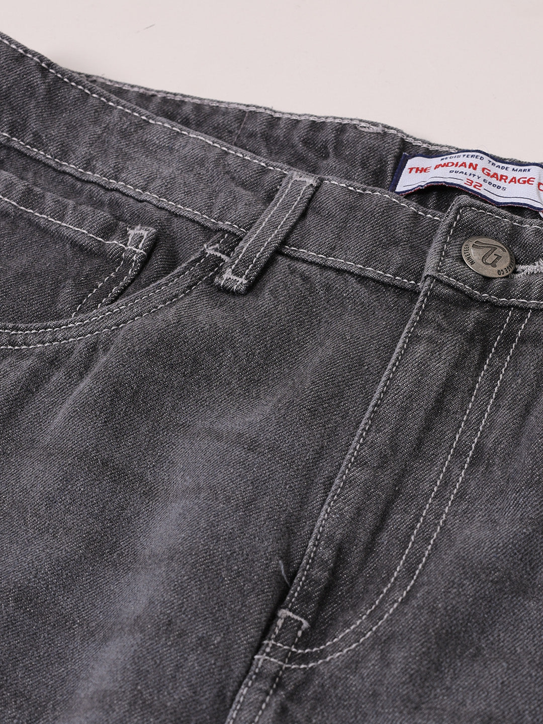 Men's Grey Relaxed Fit Solid Casual Jeans - Image 6