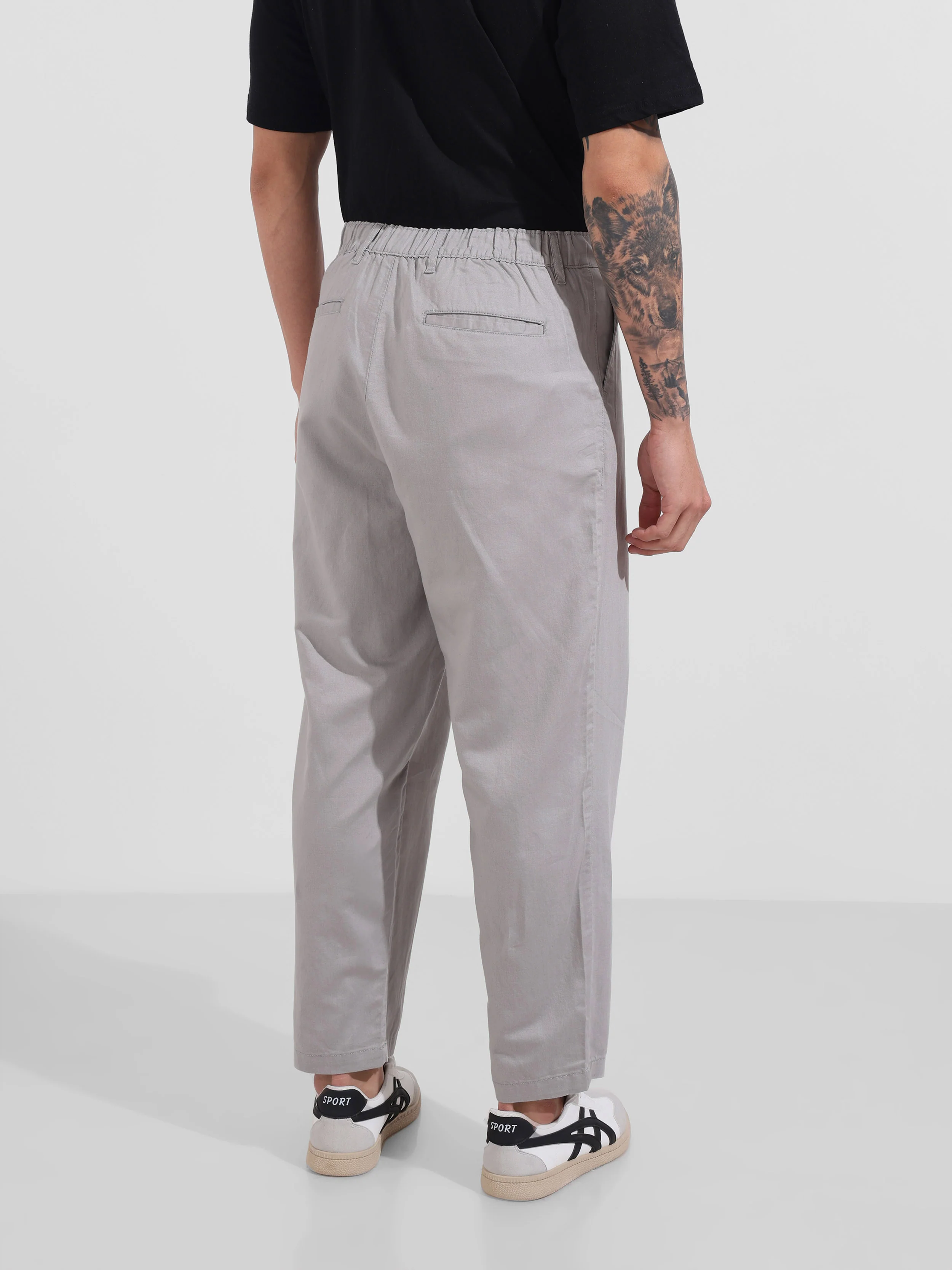 Men's Grey Relaxed Fit Solid Casual Trousers - Image 6