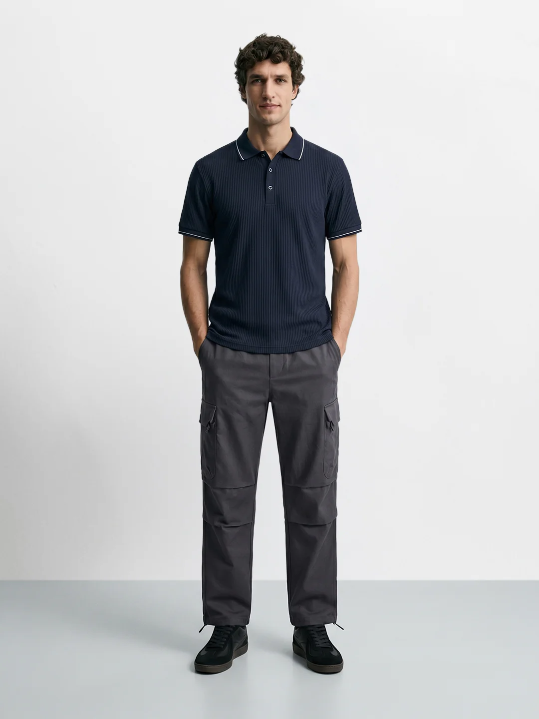 Men's Grey Relaxed Fit Solid Utility Cargo - Image 5