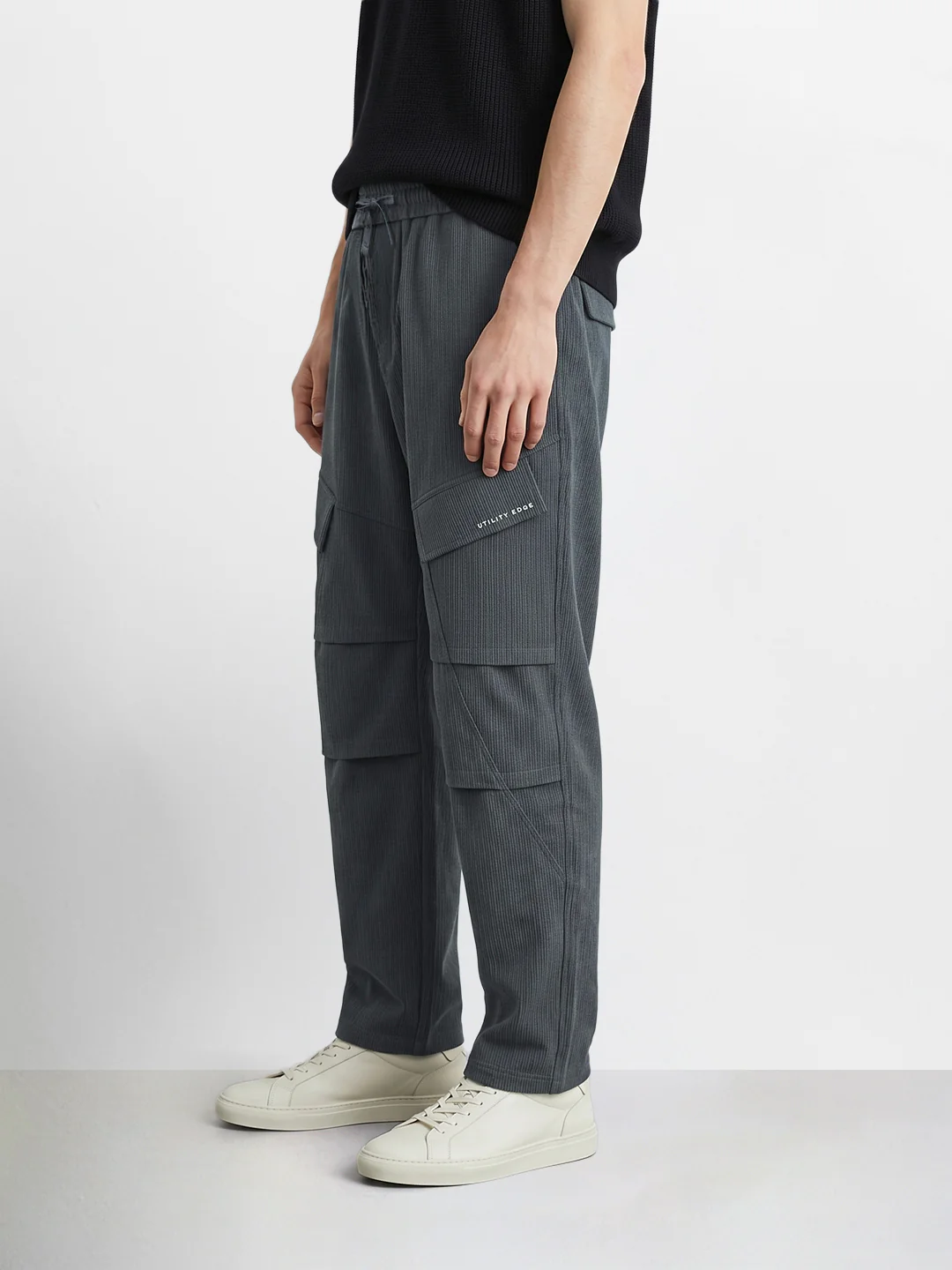 Men's Grey Relaxed Fit Solid Utility Cargo - Image 3