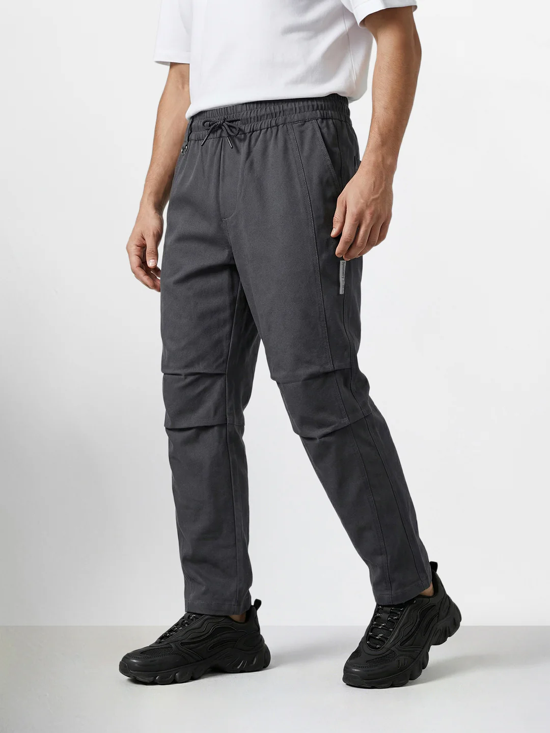 Men's Grey Relaxed Fit Solid Utility Joggers - Image 3