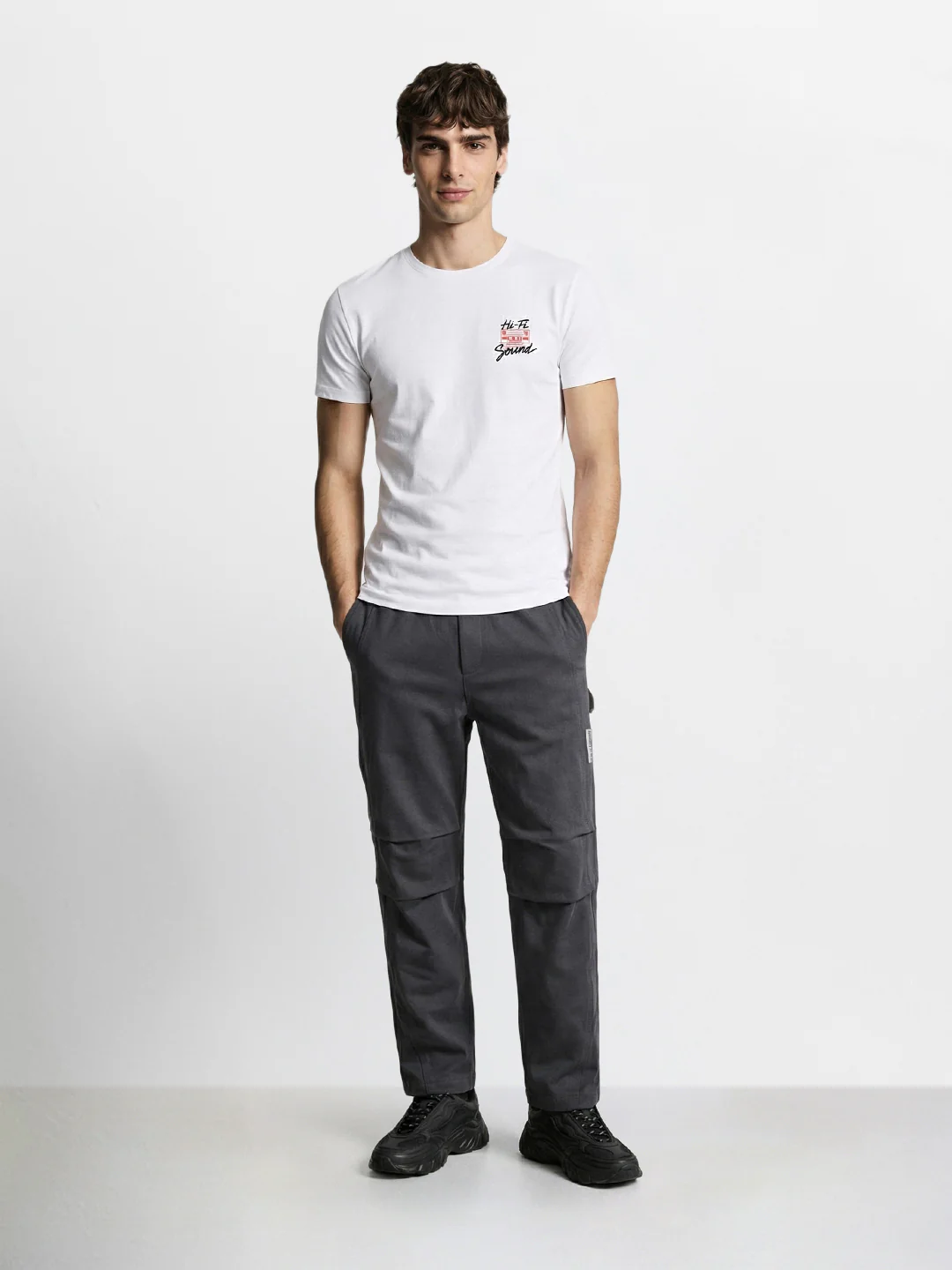 Men's Grey Relaxed Fit Solid Utility Joggers - Image 5