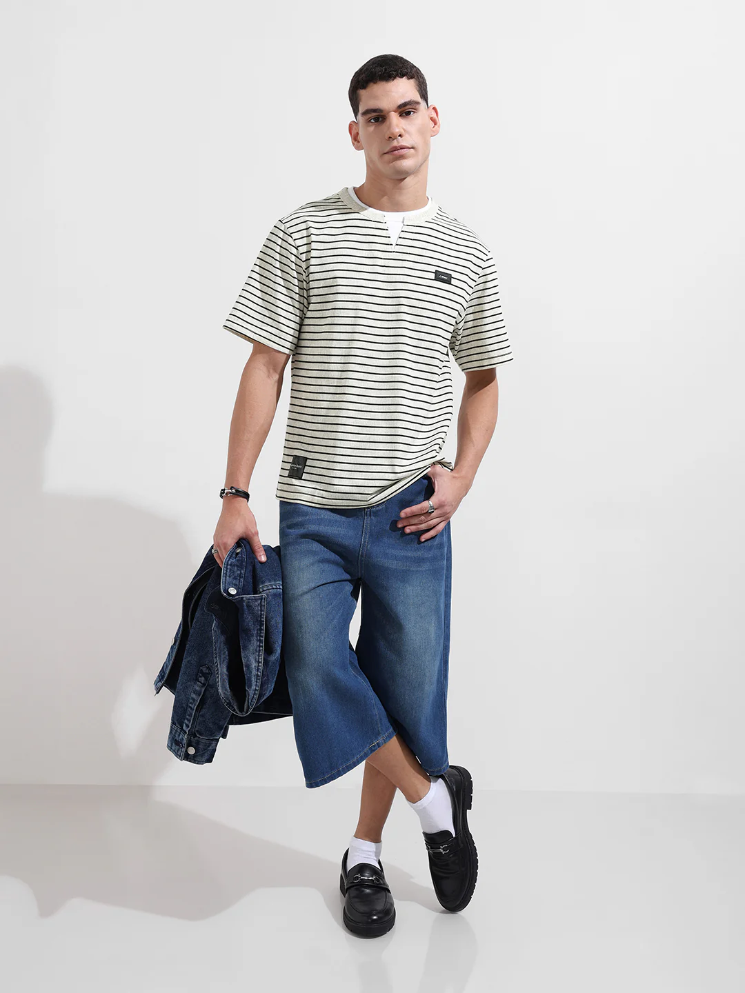 Men's Grey Relaxed Fit Striped 240 GSM Street Wear T-Shirt - Image 5