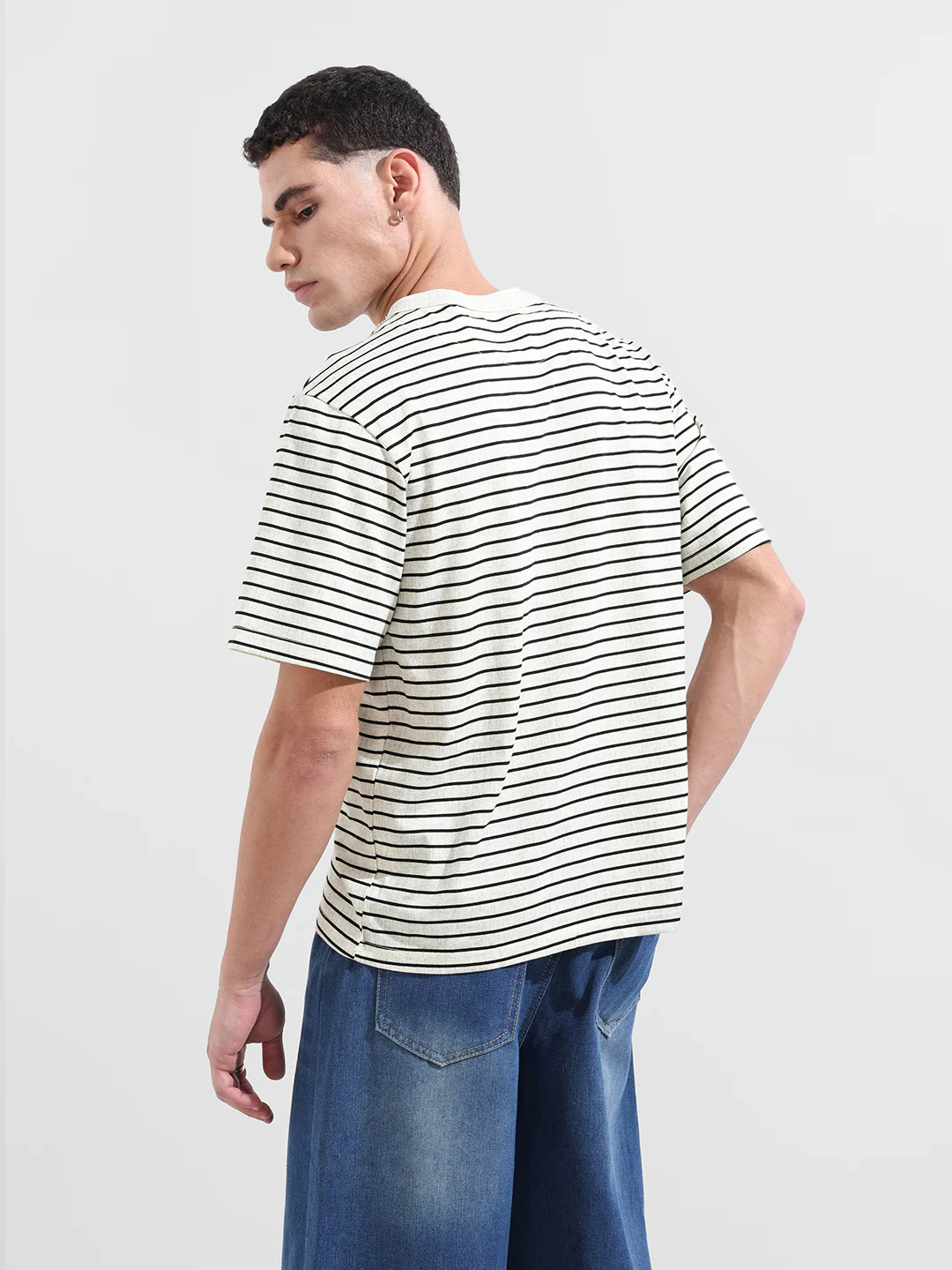 Men's Grey Relaxed Fit Striped 240 GSM Street Wear T-Shirt - Image 8