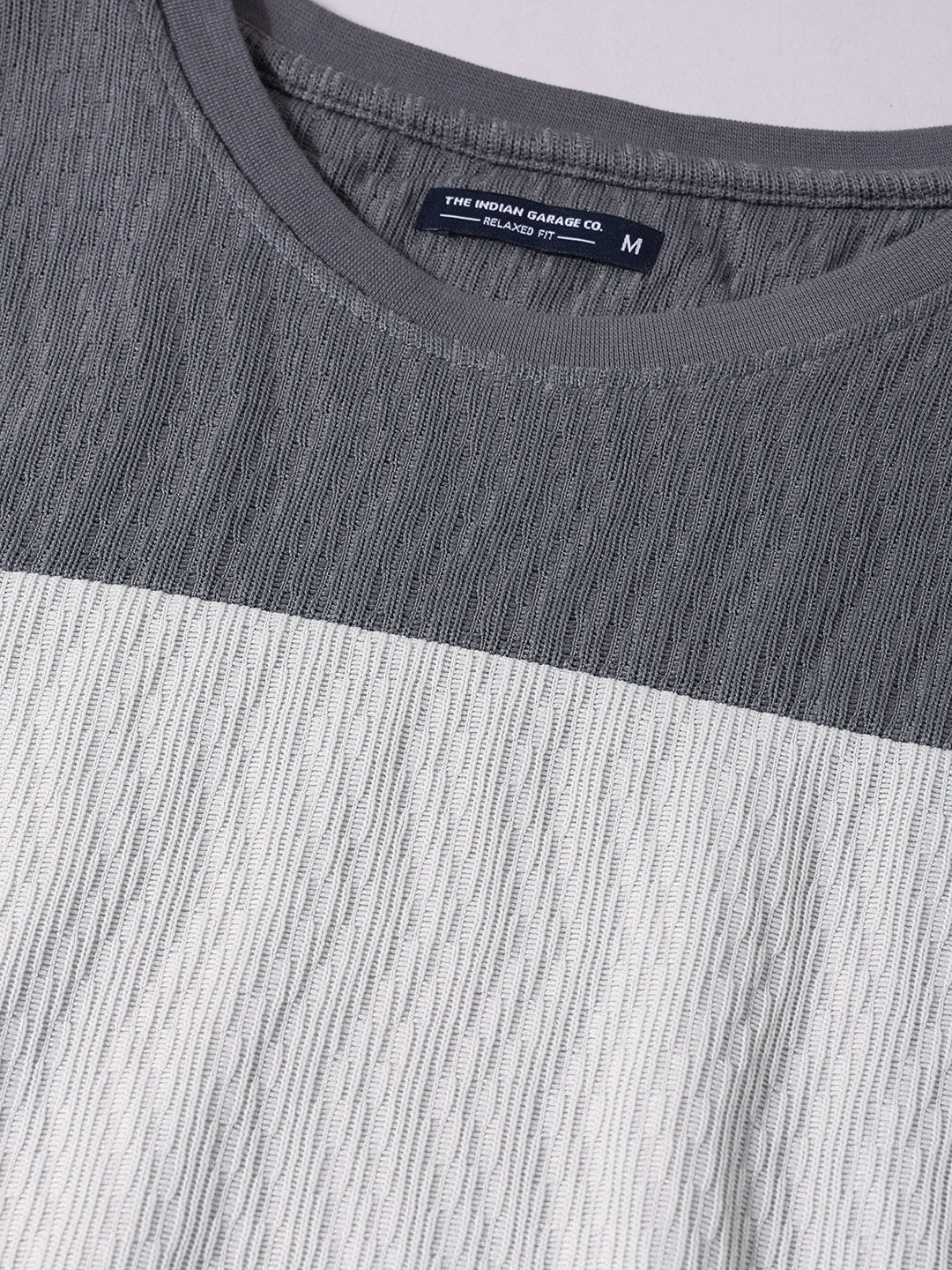 Men's Grey Relaxed Fit Textured Casual T-Shirts - Image 6