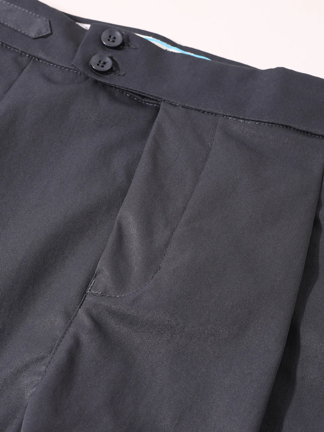 Men's Grey Relaxed Fit Utility Solid Trousers - Image 6