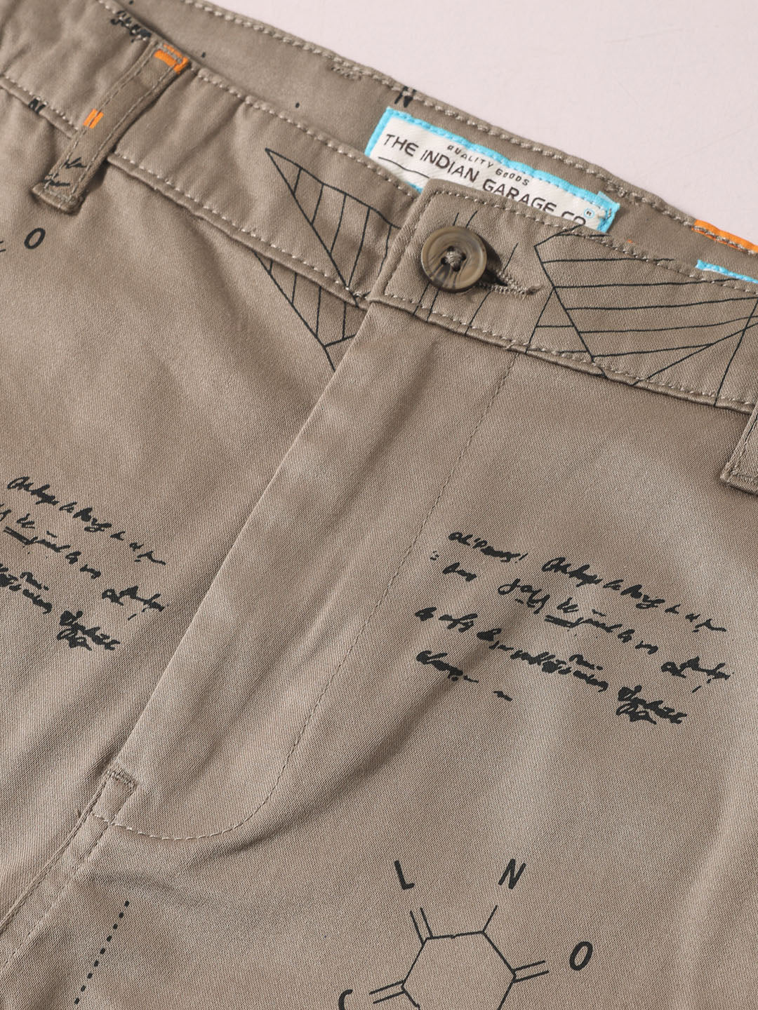Men's Grey Slim Fit Printed Casual Shorts - Image 7