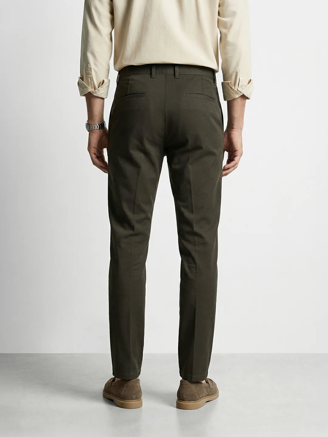 Men's Grey Slim Fit Solid Casual Chinos - Image 4