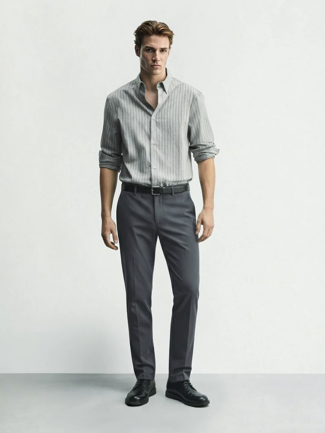 Men's Grey Slim Fit Solid Casual Chinos - Image 3
