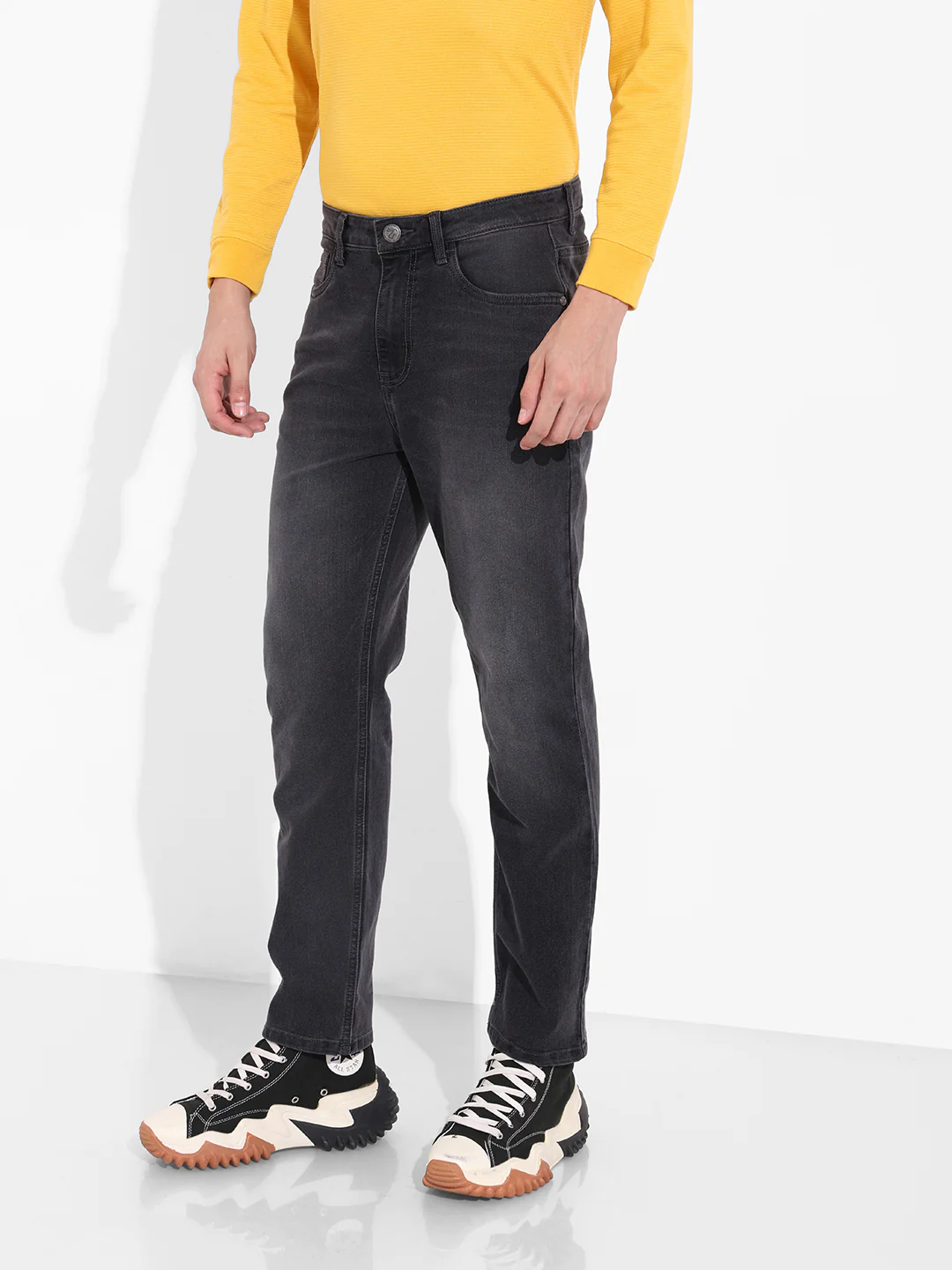 Men's Grey Slim Fit Solid Casual Jeans - Image 3