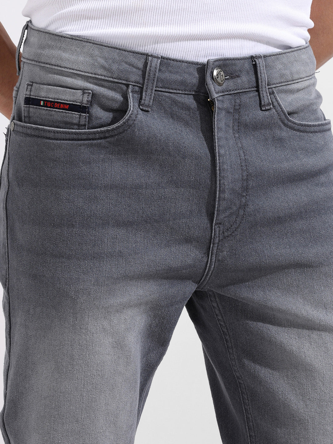 Men's Grey Slim Fit Solid Casual Jeans - Image 5