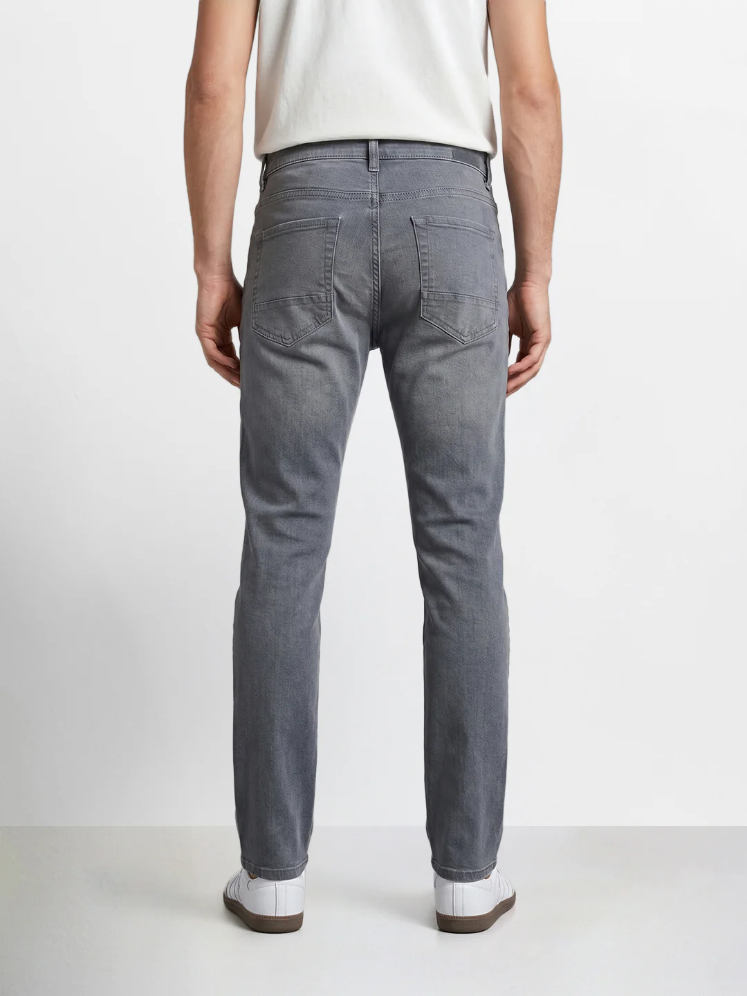 Men's Grey Slim Fit Solid Casual Jeans - Image 4